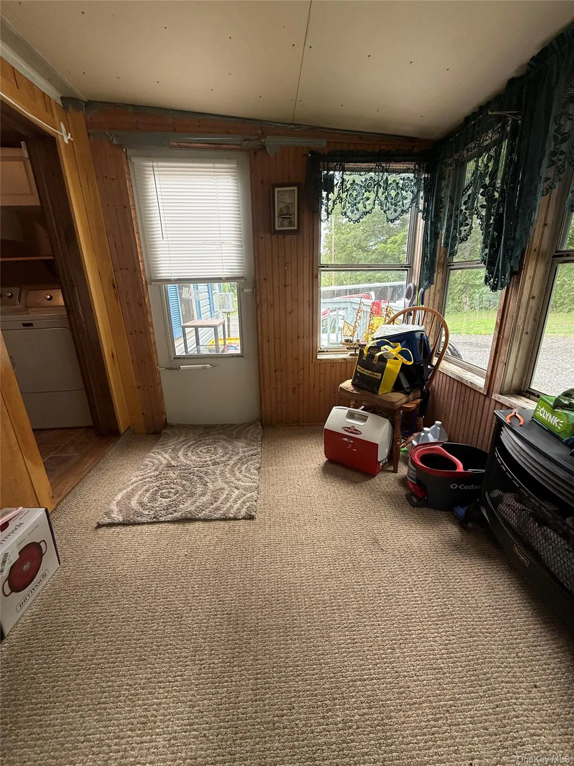 Enclosed porch Enclosed porch