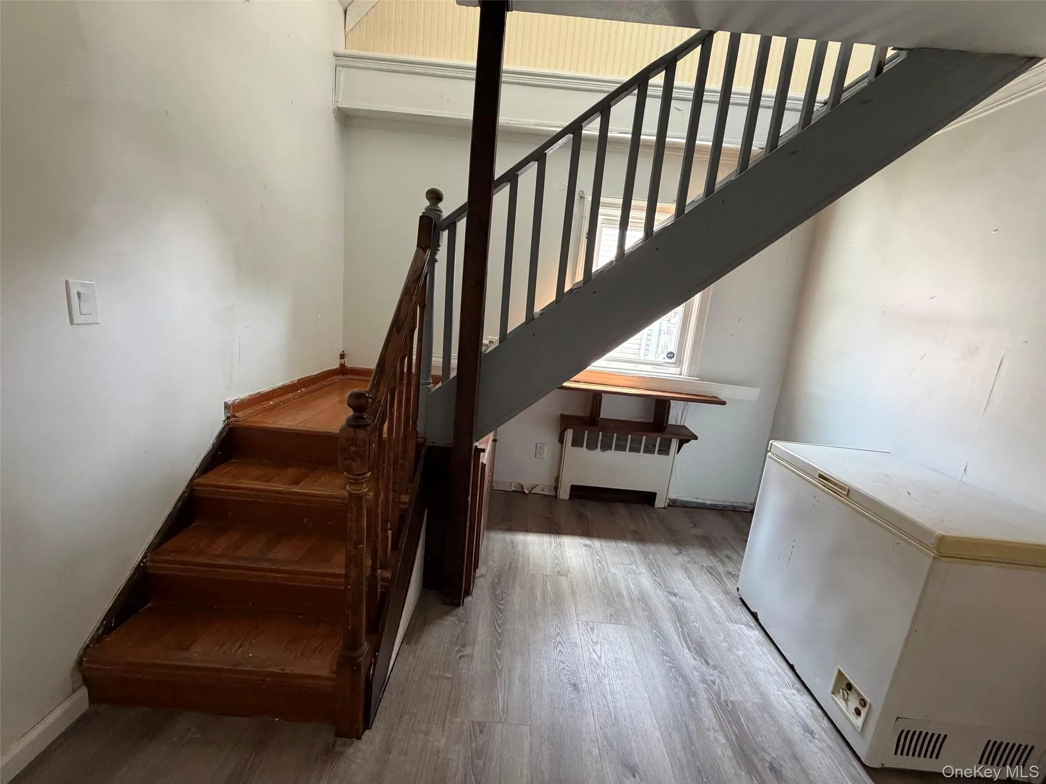 300 Beachview Street, Babylon, NY, 3 Bedrooms Bedrooms, 6 Rooms Rooms,1 BathroomBathrooms,Residential,For Rent,Beachview,0,1029621 300 Beachview Street, Babylon, NY, 3 Bedrooms Bedrooms, 6 Rooms Rooms,1 BathroomBathrooms,Residential,For Rent,Beachview,0,1029621