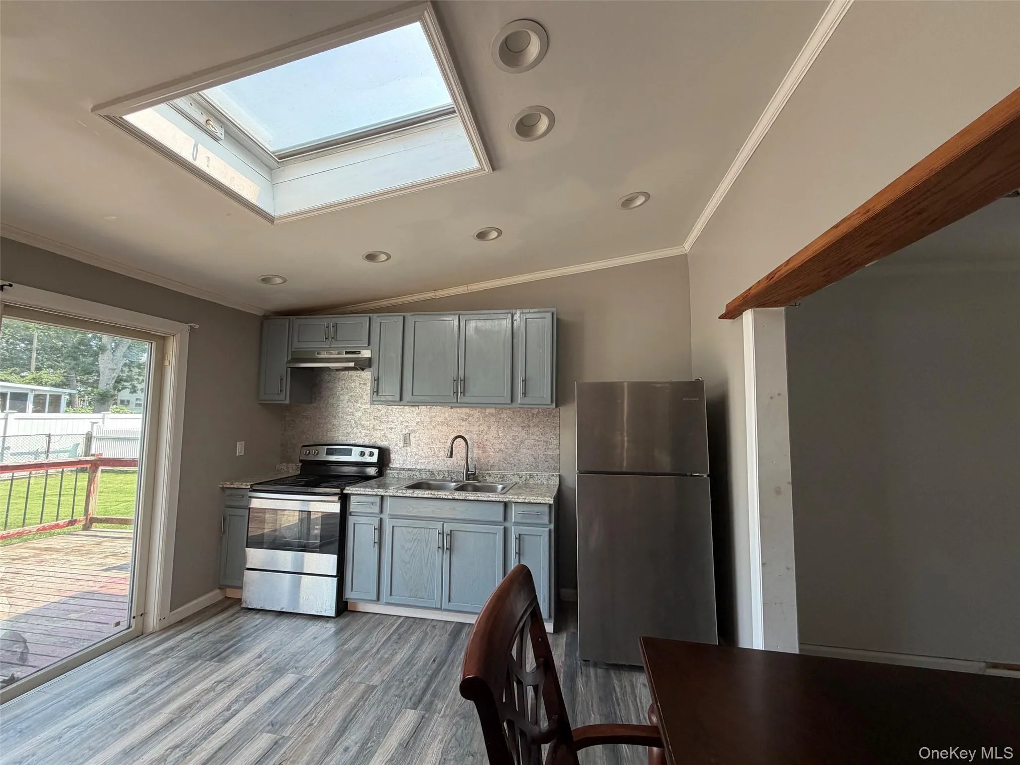 300 Beachview Street, Babylon, NY, 3 Bedrooms Bedrooms, 6 Rooms Rooms,1 BathroomBathrooms,Residential,For Rent,Beachview,0,1029621 300 Beachview Street, Babylon, NY, 3 Bedrooms Bedrooms, 6 Rooms Rooms,1 BathroomBathrooms,Residential,For Rent,Beachview,0,1029621