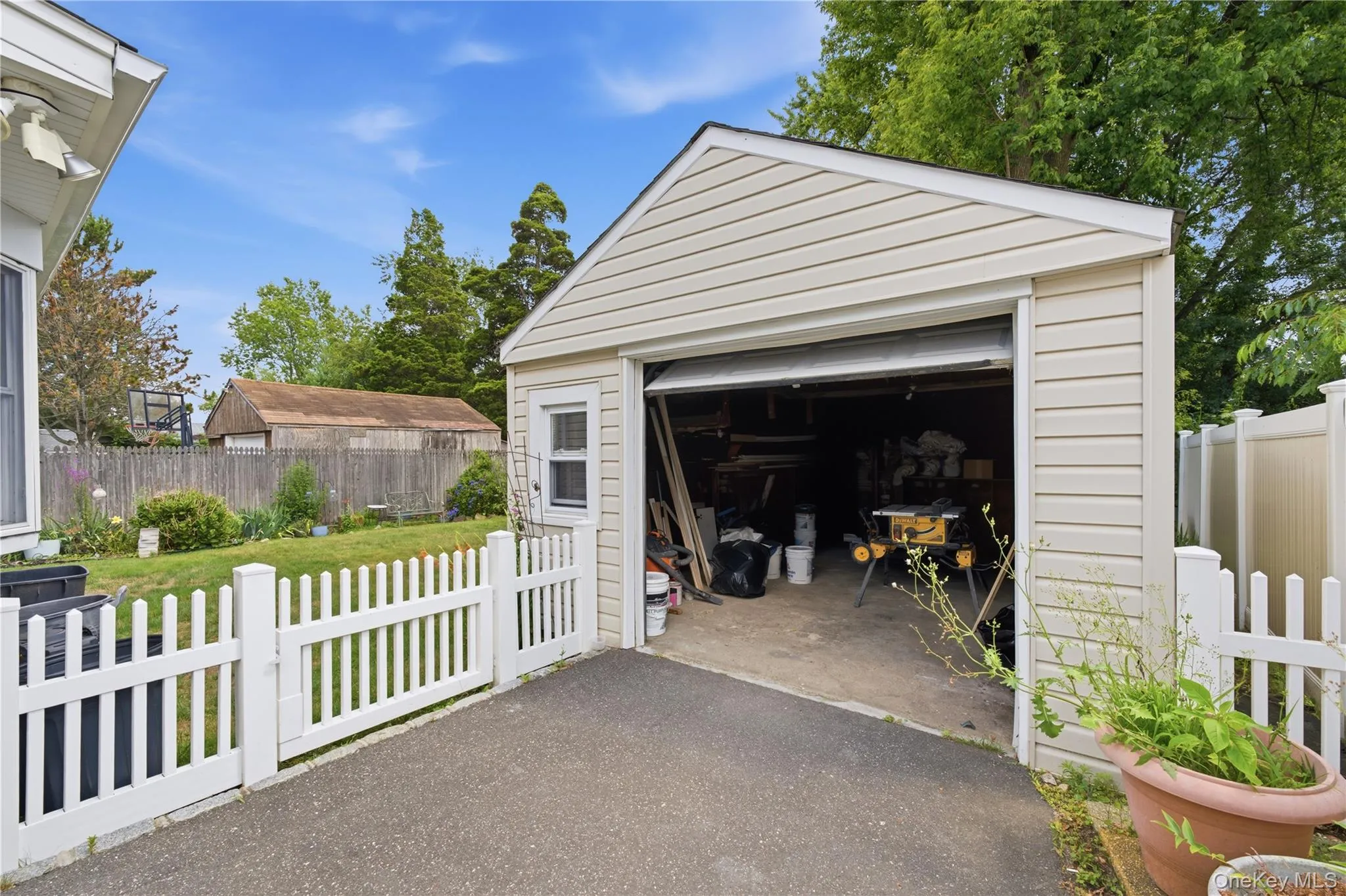 43 Nassau Avenue, Oyster Bay, NY, 4 Bedrooms Bedrooms, 8 Rooms Rooms,3 BathroomsBathrooms,Residential,For Rent,Nassau,0,1029625 43 Nassau Avenue, Oyster Bay, NY, 4 Bedrooms Bedrooms, 8 Rooms Rooms,3 BathroomsBathrooms,Residential,For Rent,Nassau,0,1029625