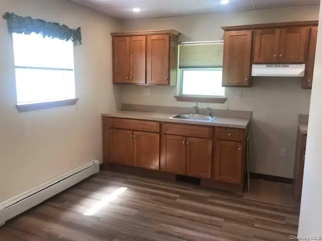 39 Hooker Apt 3 Avenue, Poughkeepsie, NY, 1 Bedroom Bedrooms, 3 Rooms Rooms,1 BathroomBathrooms,Residential Lease,For Rent,Hooker Apt 3,0,1029627 39 Hooker Apt 3 Avenue, Poughkeepsie, NY, 1 Bedroom Bedrooms, 3 Rooms Rooms,1 BathroomBathrooms,Residential Lease,For Rent,Hooker Apt 3,0,1029627