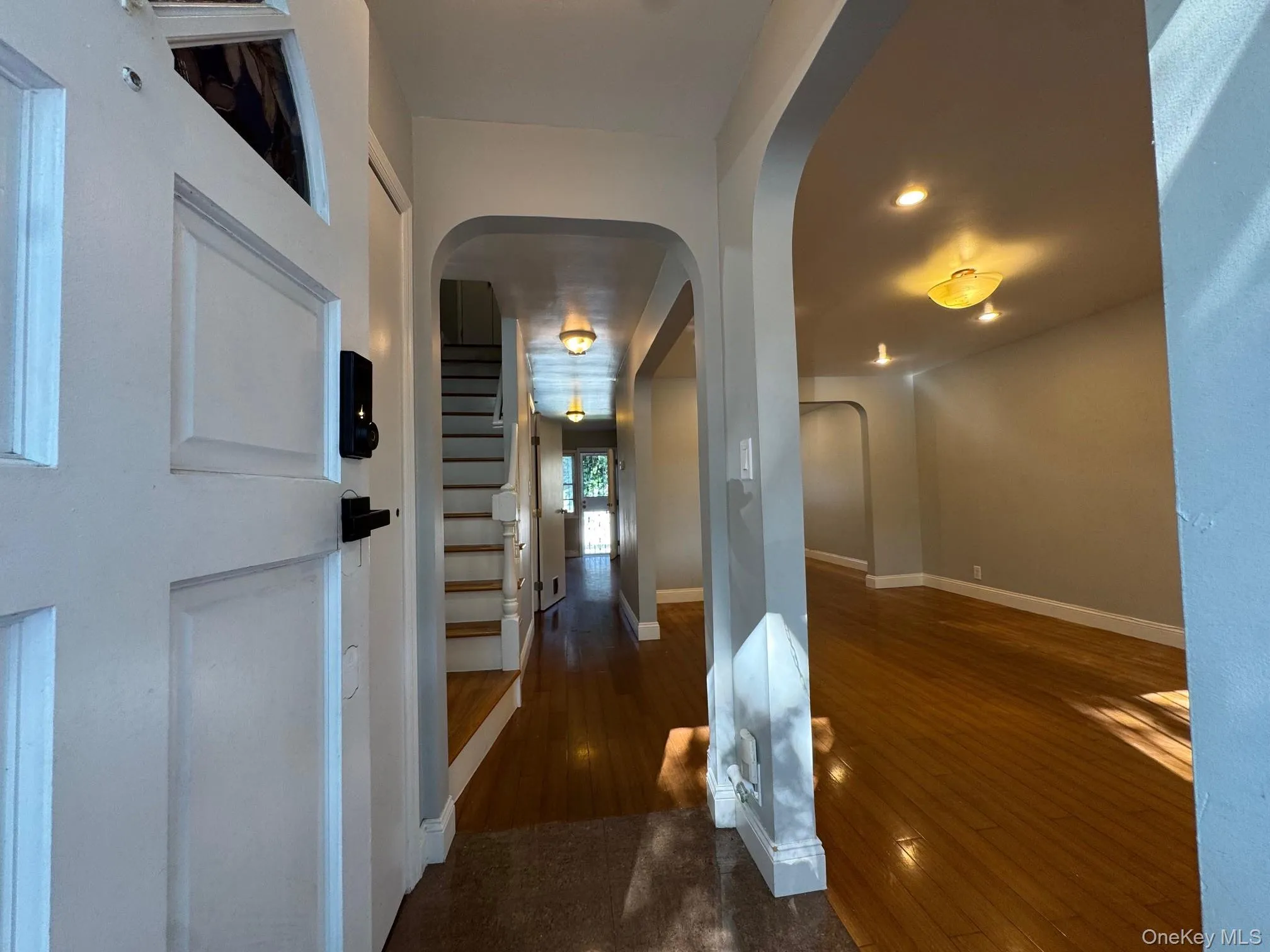 5841 205th Street, New York, NY, 3 Bedrooms Bedrooms, 6 Rooms Rooms,2 BathroomsBathrooms,Residential Lease,For Rent,205th,0,1029629 5841 205th Street, New York, NY, 3 Bedrooms Bedrooms, 6 Rooms Rooms,2 BathroomsBathrooms,Residential Lease,For Rent,205th,0,1029629
