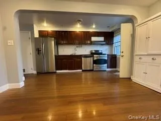 5841 205th Street, New York, NY, 3 Bedrooms Bedrooms, 6 Rooms Rooms,2 BathroomsBathrooms,Residential Lease,For Rent,205th,0,1029629 5841 205th Street, New York, NY, 3 Bedrooms Bedrooms, 6 Rooms Rooms,2 BathroomsBathrooms,Residential Lease,For Rent,205th,0,1029629