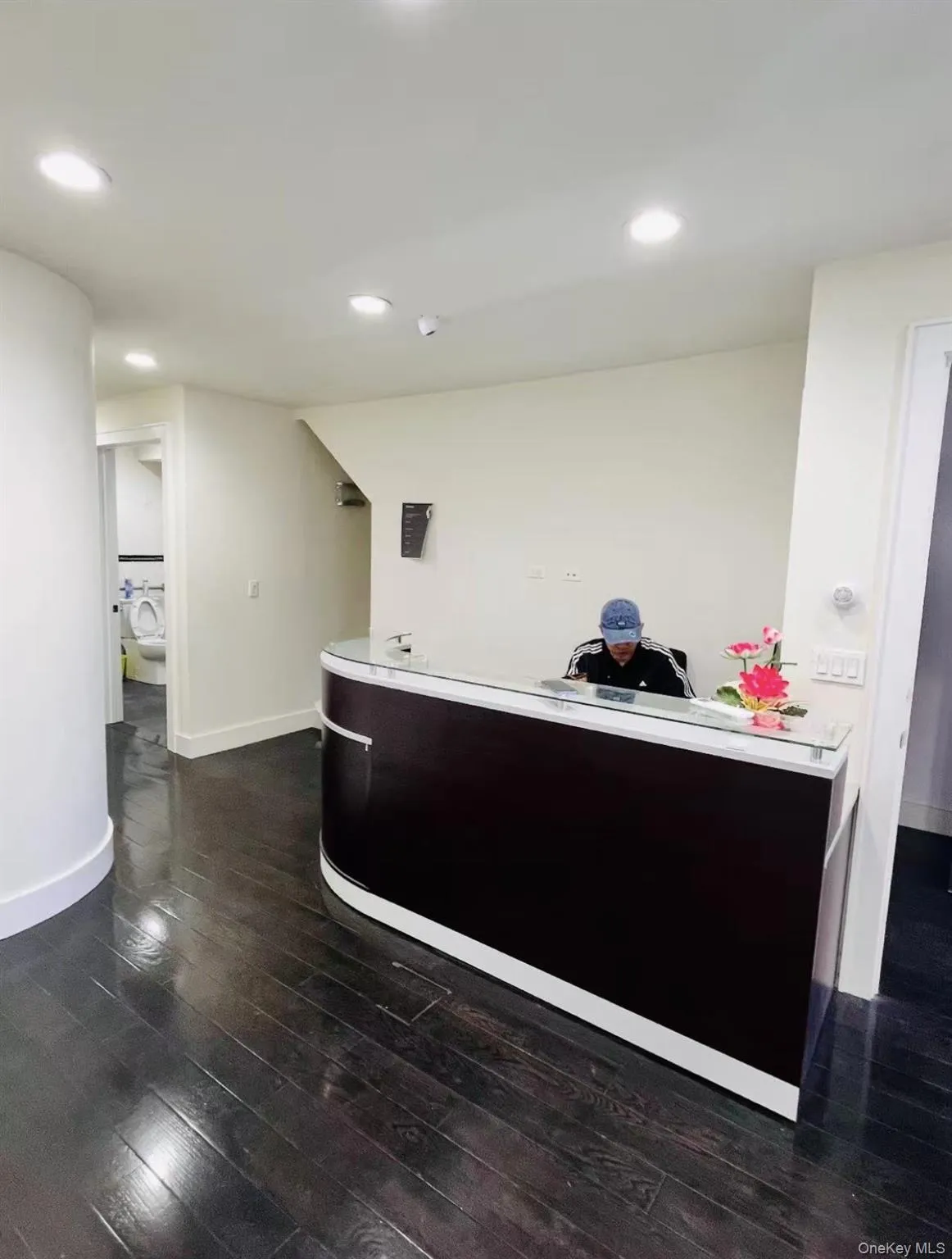 5834 main Street, New York, NY, 5 Bedrooms Bedrooms, 9 Rooms Rooms,3 BathroomsBathrooms,Residential,For Rent,main,0,1029632 5834 main Street, New York, NY, 5 Bedrooms Bedrooms, 9 Rooms Rooms,3 BathroomsBathrooms,Residential,For Rent,main,0,1029632