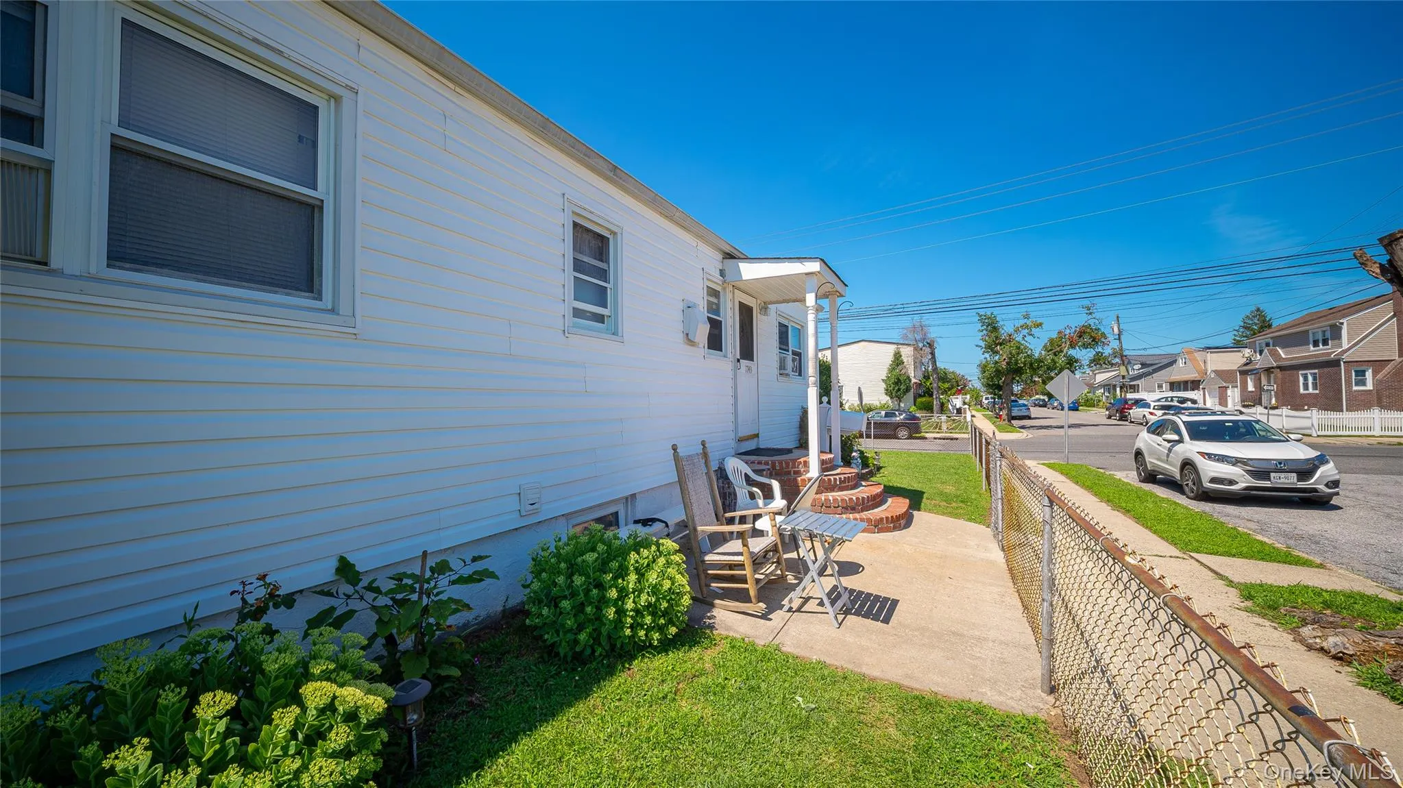 1743 Atherton Avenue, Hempstead, NY, 3 Bedrooms Bedrooms, 6 Rooms Rooms,1 BathroomBathrooms,Residential,For Rent,Atherton,0,1029637 1743 Atherton Avenue, Hempstead, NY, 3 Bedrooms Bedrooms, 6 Rooms Rooms,1 BathroomBathrooms,Residential,For Rent,Atherton,0,1029637