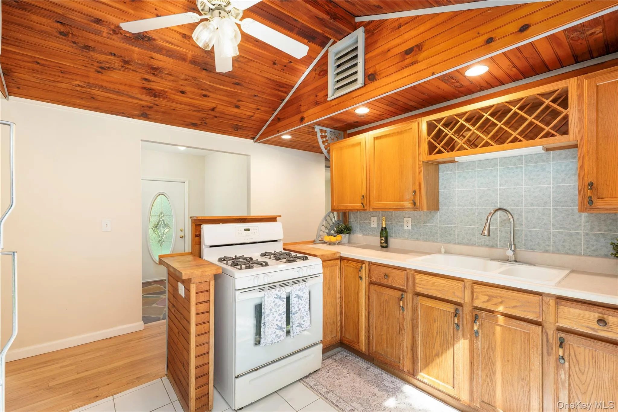 6 Hemlock Trail Court, Kent, NY, 2 Bedrooms Bedrooms, 5 Rooms Rooms,1 BathroomBathrooms,Residential,For Rent,Hemlock Trail,0,1029638 6 Hemlock Trail Court, Kent, NY, 2 Bedrooms Bedrooms, 5 Rooms Rooms,1 BathroomBathrooms,Residential,For Rent,Hemlock Trail,0,1029638