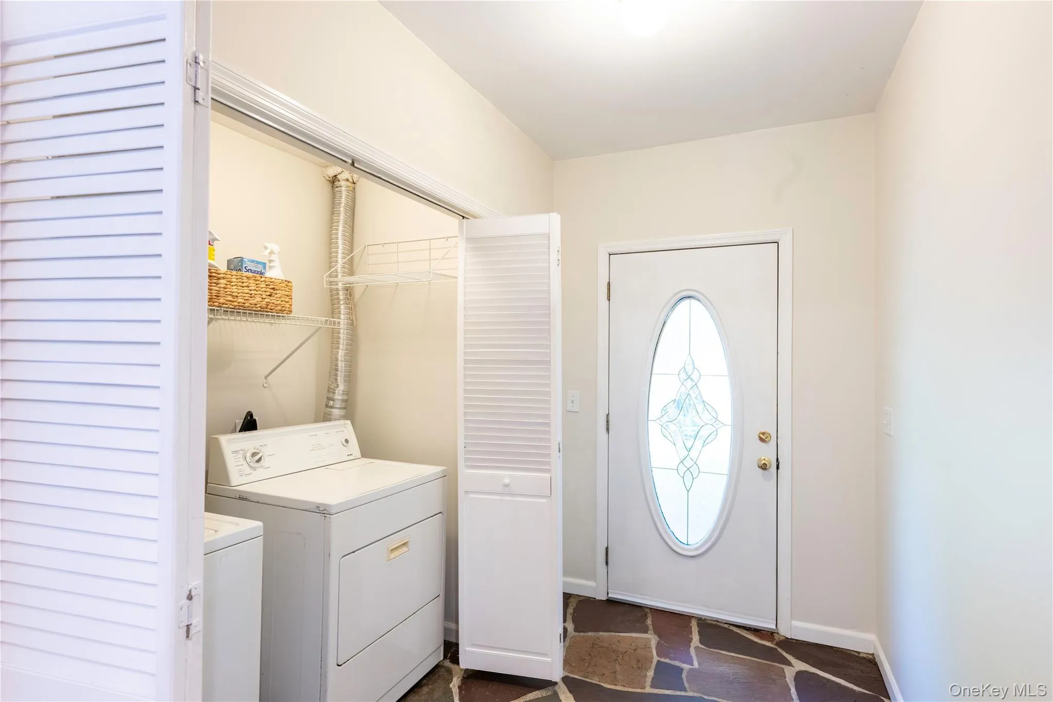 6 Hemlock Trail Court, Kent, NY, 2 Bedrooms Bedrooms, 5 Rooms Rooms,1 BathroomBathrooms,Residential,For Rent,Hemlock Trail,0,1029638 6 Hemlock Trail Court, Kent, NY, 2 Bedrooms Bedrooms, 5 Rooms Rooms,1 BathroomBathrooms,Residential,For Rent,Hemlock Trail,0,1029638