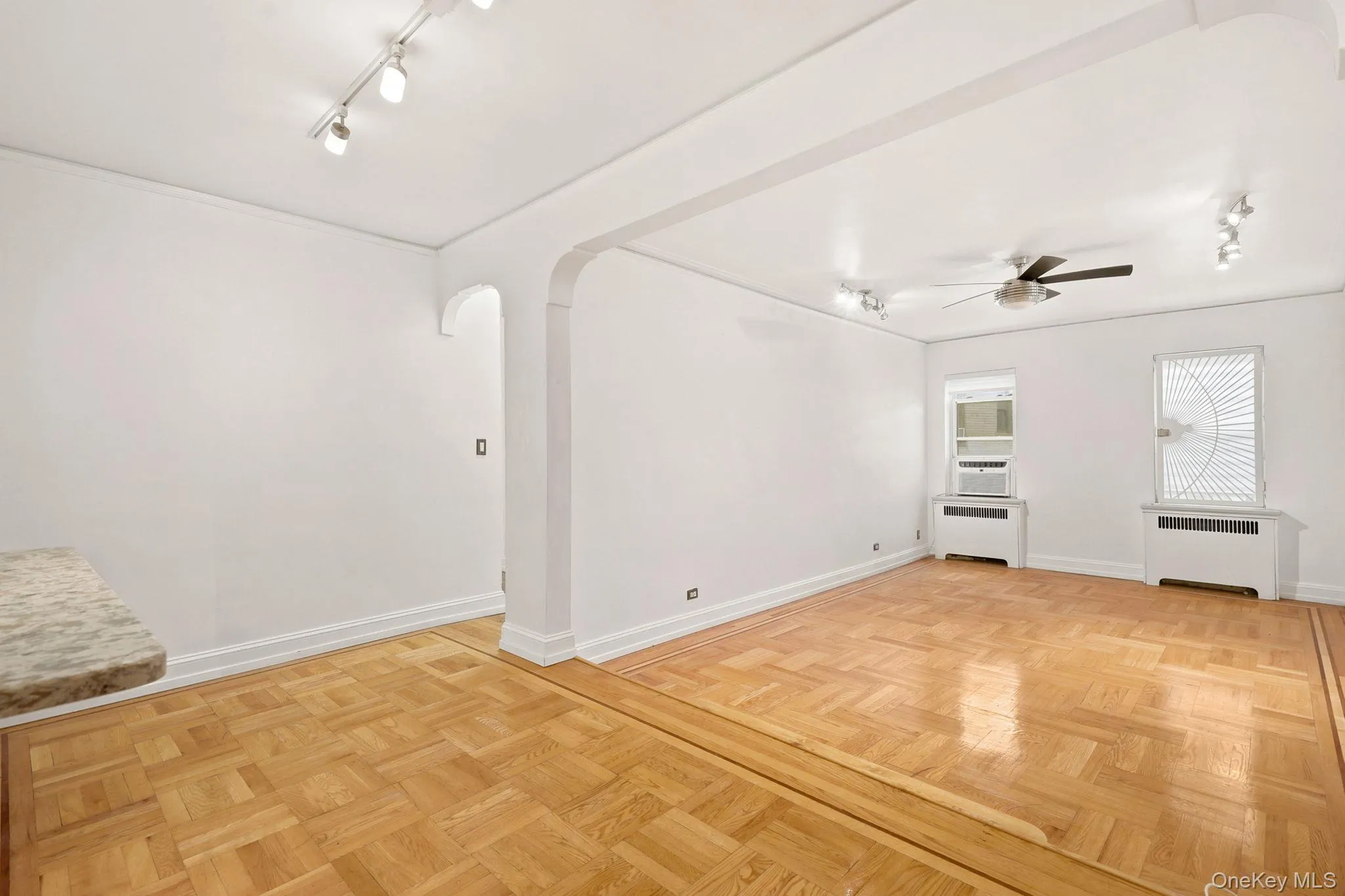2160 Bronx Park, New York, NY, 2 Bedrooms Bedrooms, 5 Rooms Rooms,1 BathroomBathrooms,Residential,For Rent,Bronx,0,1029639 2160 Bronx Park, New York, NY, 2 Bedrooms Bedrooms, 5 Rooms Rooms,1 BathroomBathrooms,Residential,For Rent,Bronx,0,1029639