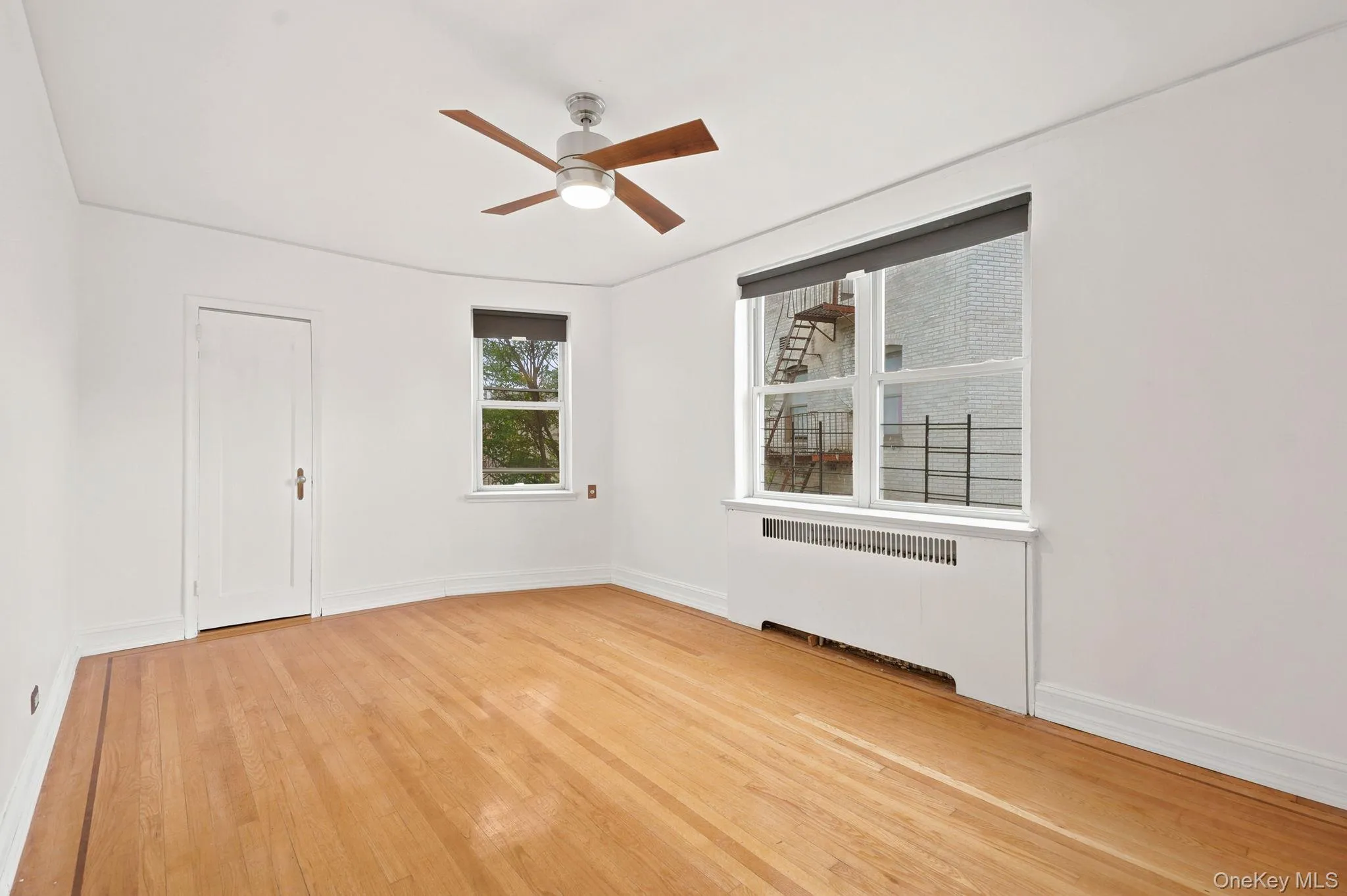 2160 Bronx Park, New York, NY, 2 Bedrooms Bedrooms, 5 Rooms Rooms,1 BathroomBathrooms,Residential,For Rent,Bronx,0,1029639 2160 Bronx Park, New York, NY, 2 Bedrooms Bedrooms, 5 Rooms Rooms,1 BathroomBathrooms,Residential,For Rent,Bronx,0,1029639