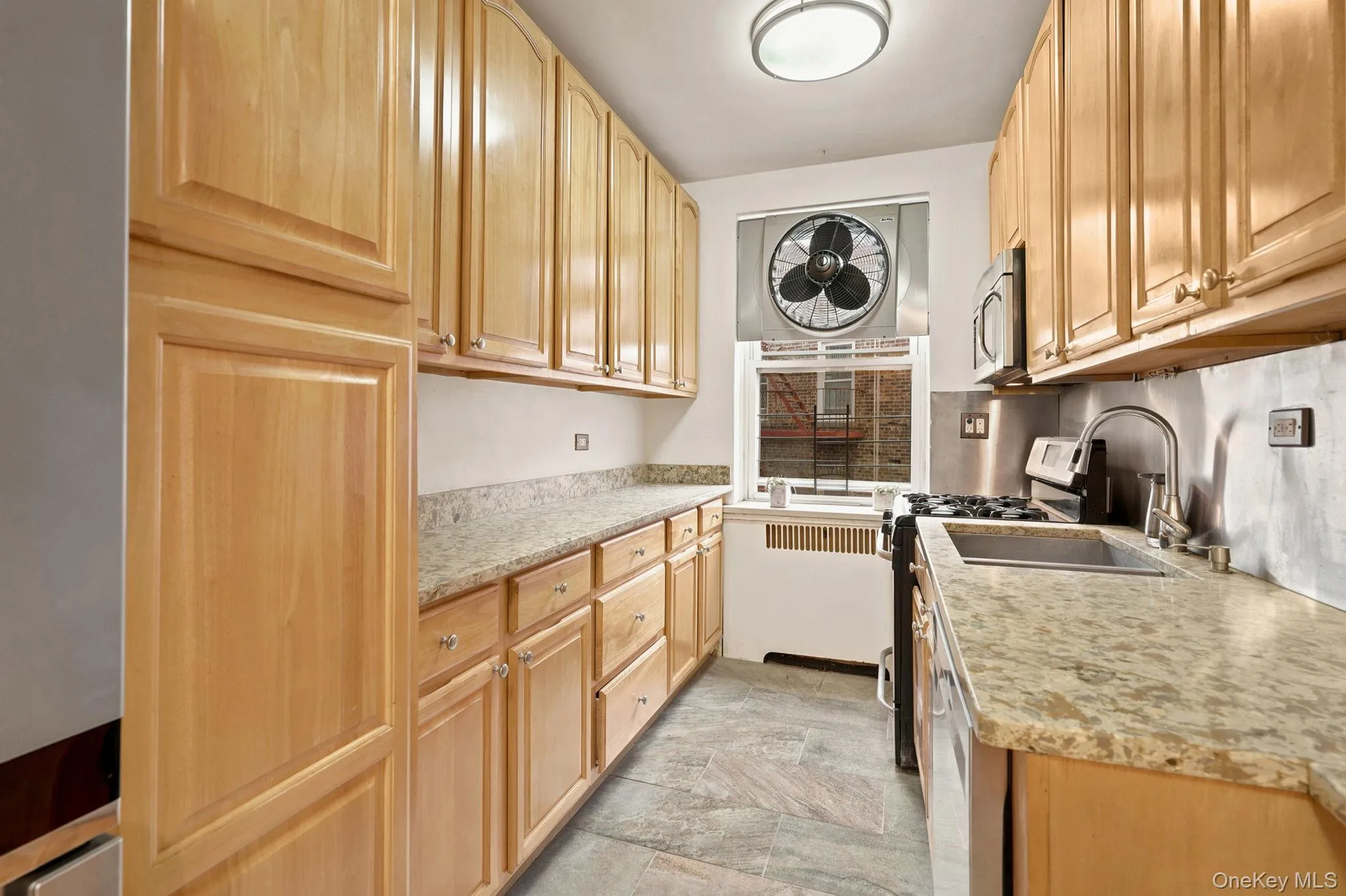 2160 Bronx Park, New York, NY, 2 Bedrooms Bedrooms, 5 Rooms Rooms,1 BathroomBathrooms,Residential,For Rent,Bronx,0,1029639 2160 Bronx Park, New York, NY, 2 Bedrooms Bedrooms, 5 Rooms Rooms,1 BathroomBathrooms,Residential,For Rent,Bronx,0,1029639
