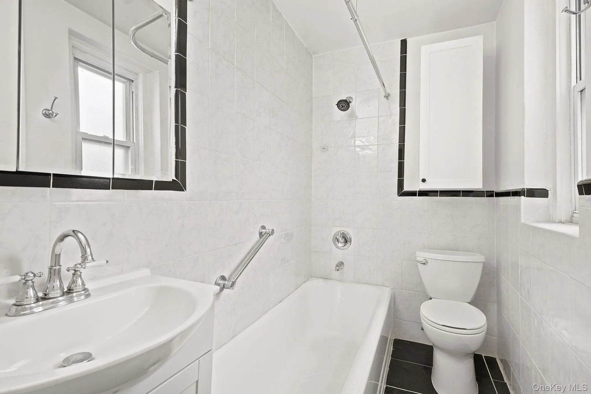 2160 Bronx Park, New York, NY, 2 Bedrooms Bedrooms, 5 Rooms Rooms,1 BathroomBathrooms,Residential,For Rent,Bronx,0,1029639 2160 Bronx Park, New York, NY, 2 Bedrooms Bedrooms, 5 Rooms Rooms,1 BathroomBathrooms,Residential,For Rent,Bronx,0,1029639