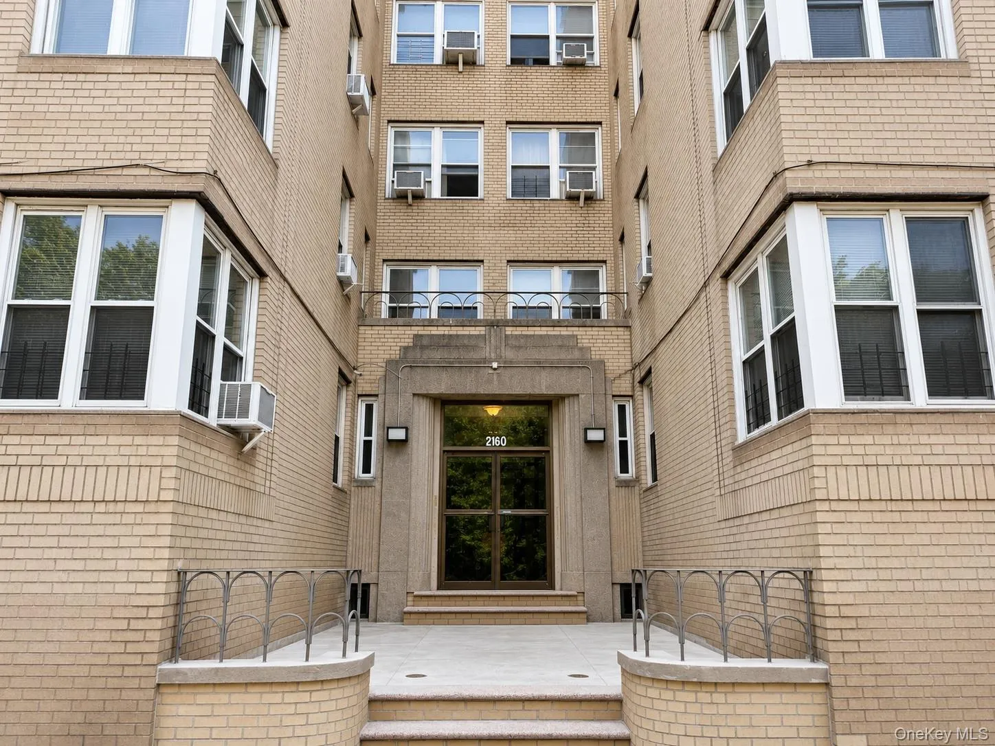 2160 Bronx Park, New York, NY, 2 Bedrooms Bedrooms, 5 Rooms Rooms,1 BathroomBathrooms,Residential,For Rent,Bronx,0,1029639 2160 Bronx Park, New York, NY, 2 Bedrooms Bedrooms, 5 Rooms Rooms,1 BathroomBathrooms,Residential,For Rent,Bronx,0,1029639