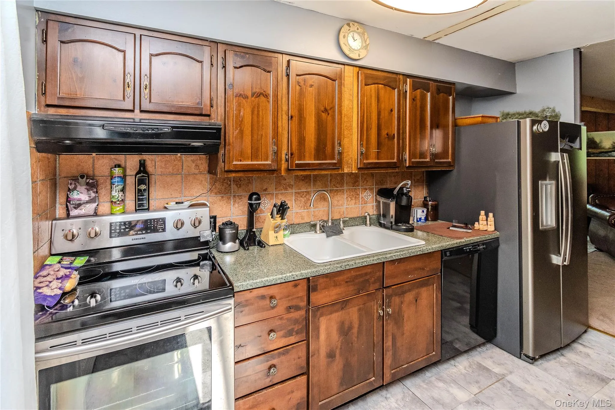 15 Winterthur Road, Fallsburg, NY, 3 Bedrooms Bedrooms, 4 Rooms Rooms,2 BathroomsBathrooms,Residential,For Rent,Winterthur,0,1029641 15 Winterthur Road, Fallsburg, NY, 3 Bedrooms Bedrooms, 4 Rooms Rooms,2 BathroomsBathrooms,Residential,For Rent,Winterthur,0,1029641