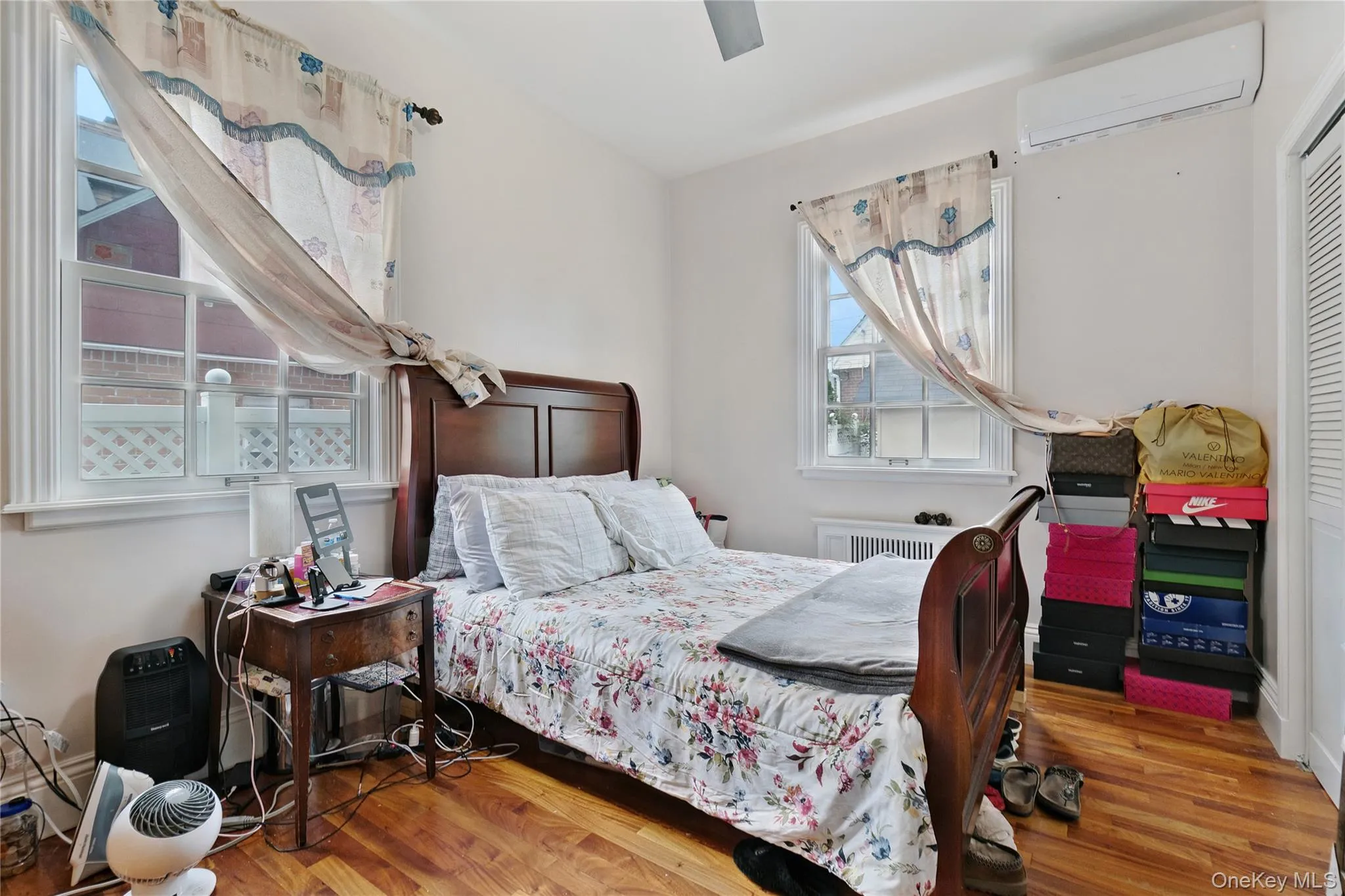 1011 Bay 24th Street, New York, NY, 4 Bedrooms Bedrooms, 9 Rooms Rooms,4 BathroomsBathrooms,Residential,For Rent,Bay 24th,0,1029649 1011 Bay 24th Street, New York, NY, 4 Bedrooms Bedrooms, 9 Rooms Rooms,4 BathroomsBathrooms,Residential,For Rent,Bay 24th,0,1029649