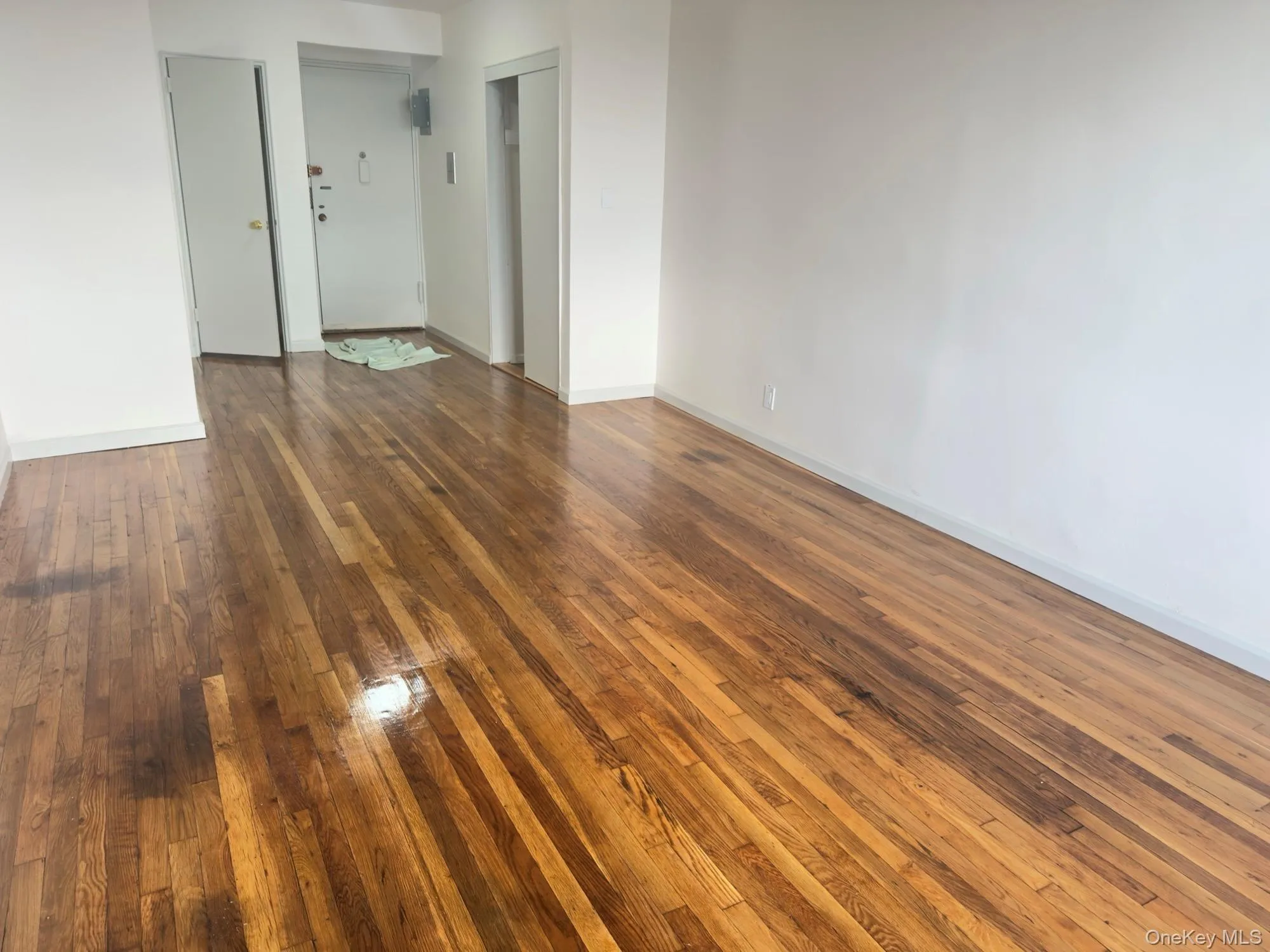 149-43 35Th Ave, New York, NY, 3 Rooms Rooms,1 BathroomBathrooms,Residential Lease,For Rent,35Th Ave,0,1029650 149-43 35Th Ave, New York, NY, 3 Rooms Rooms,1 BathroomBathrooms,Residential Lease,For Rent,35Th Ave,0,1029650