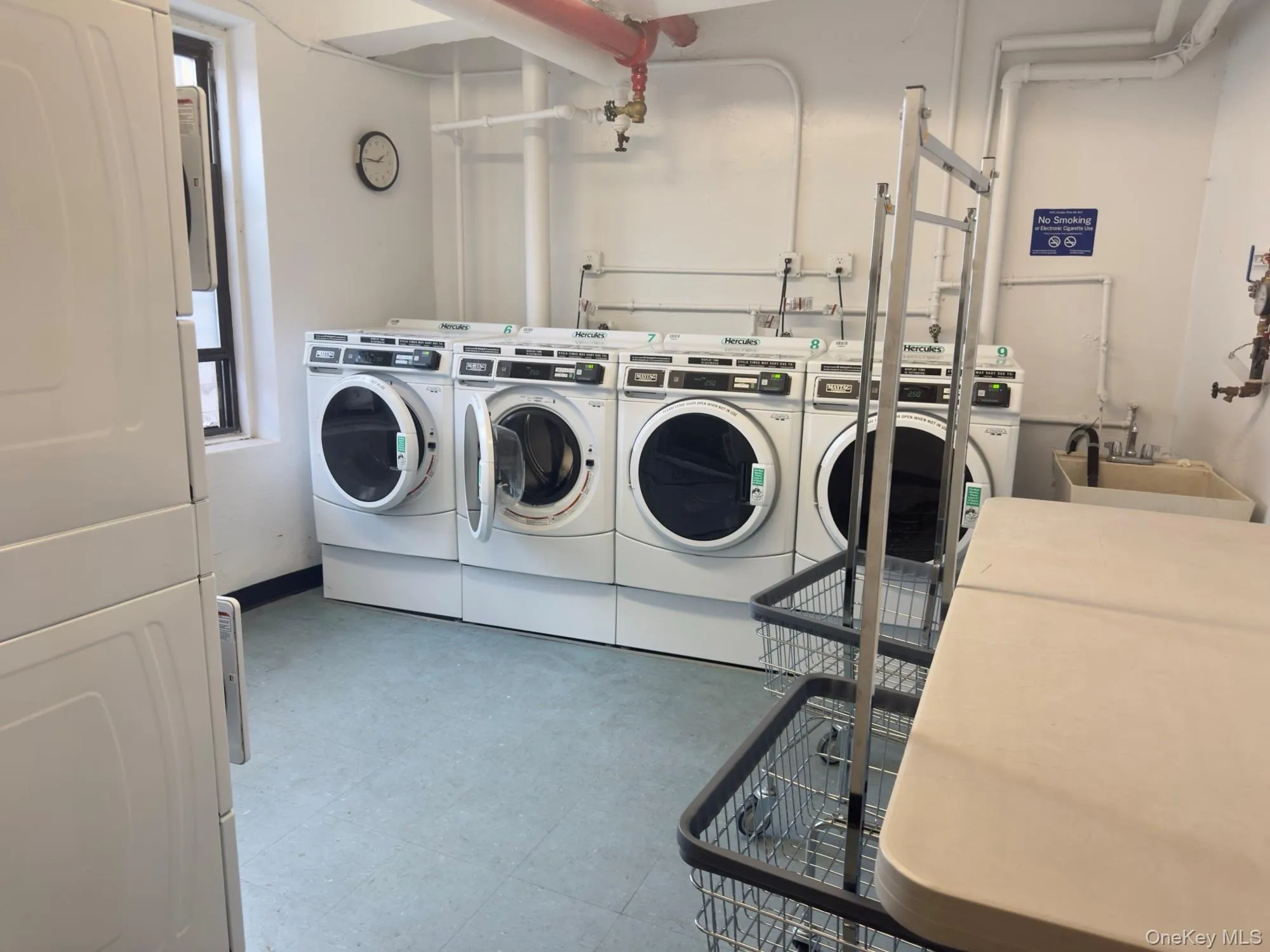 149-43 35Th Ave, New York, NY, 3 Rooms Rooms,1 BathroomBathrooms,Residential Lease,For Rent,35Th Ave,0,1029650 149-43 35Th Ave, New York, NY, 3 Rooms Rooms,1 BathroomBathrooms,Residential Lease,For Rent,35Th Ave,0,1029650