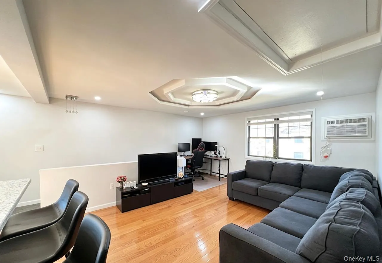 13714 68TH DRIVE, New York, NY, 2 Bedrooms Bedrooms, 5 Rooms Rooms,1 BathroomBathrooms,Residential,For Rent,68TH DRIVE,0,1029653 13714 68TH DRIVE, New York, NY, 2 Bedrooms Bedrooms, 5 Rooms Rooms,1 BathroomBathrooms,Residential,For Rent,68TH DRIVE,0,1029653