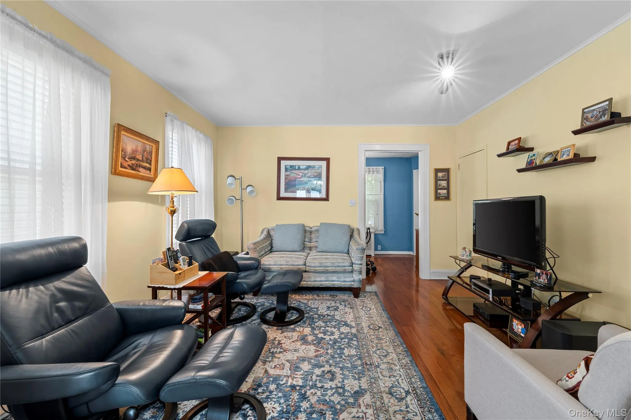 8819 Billings Street, New York, NY, 3 Bedrooms Bedrooms, 10 Rooms Rooms,2 BathroomsBathrooms,Residential,For Rent,Billings,0,1029654 8819 Billings Street, New York, NY, 3 Bedrooms Bedrooms, 10 Rooms Rooms,2 BathroomsBathrooms,Residential,For Rent,Billings,0,1029654
