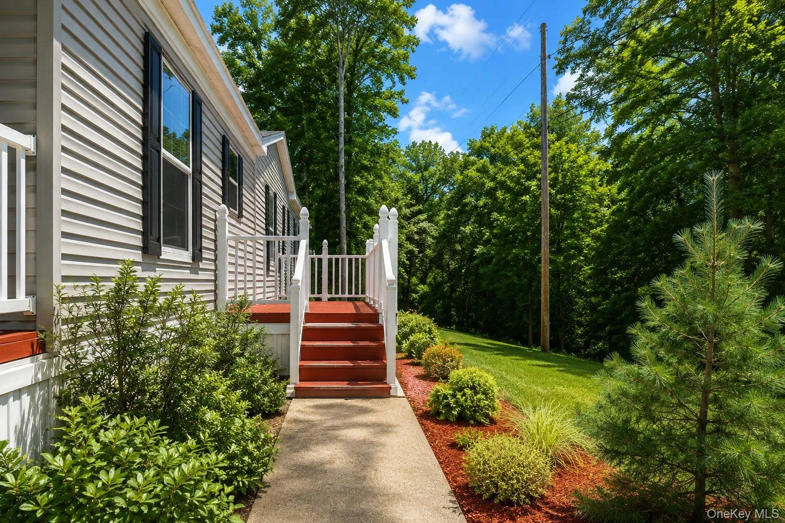 131 Rymrock Road, Kingston (town), NY, 3 Bedrooms Bedrooms, 5 Rooms Rooms,2 BathroomsBathrooms,Residential,For Rent,Rymrock,0,1029656 131 Rymrock Road, Kingston (town), NY, 3 Bedrooms Bedrooms, 5 Rooms Rooms,2 BathroomsBathrooms,Residential,For Rent,Rymrock,0,1029656