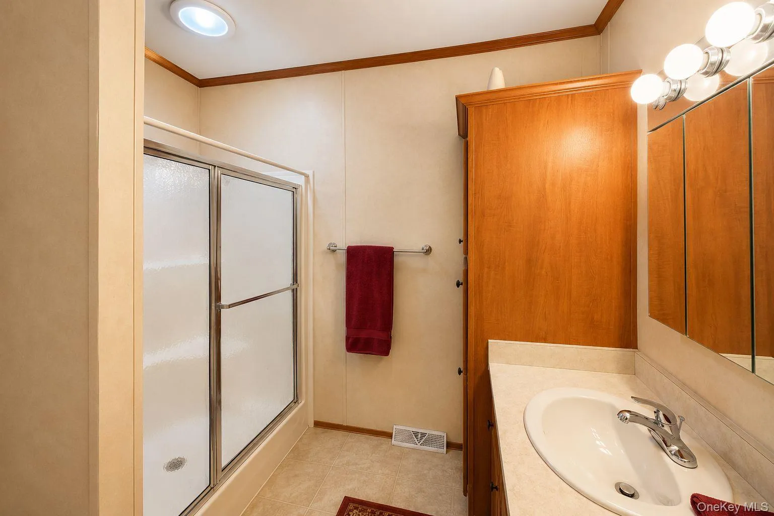 131 Rymrock Road, Kingston (town), NY, 3 Bedrooms Bedrooms, 5 Rooms Rooms,2 BathroomsBathrooms,Residential,For Rent,Rymrock,0,1029656 131 Rymrock Road, Kingston (town), NY, 3 Bedrooms Bedrooms, 5 Rooms Rooms,2 BathroomsBathrooms,Residential,For Rent,Rymrock,0,1029656