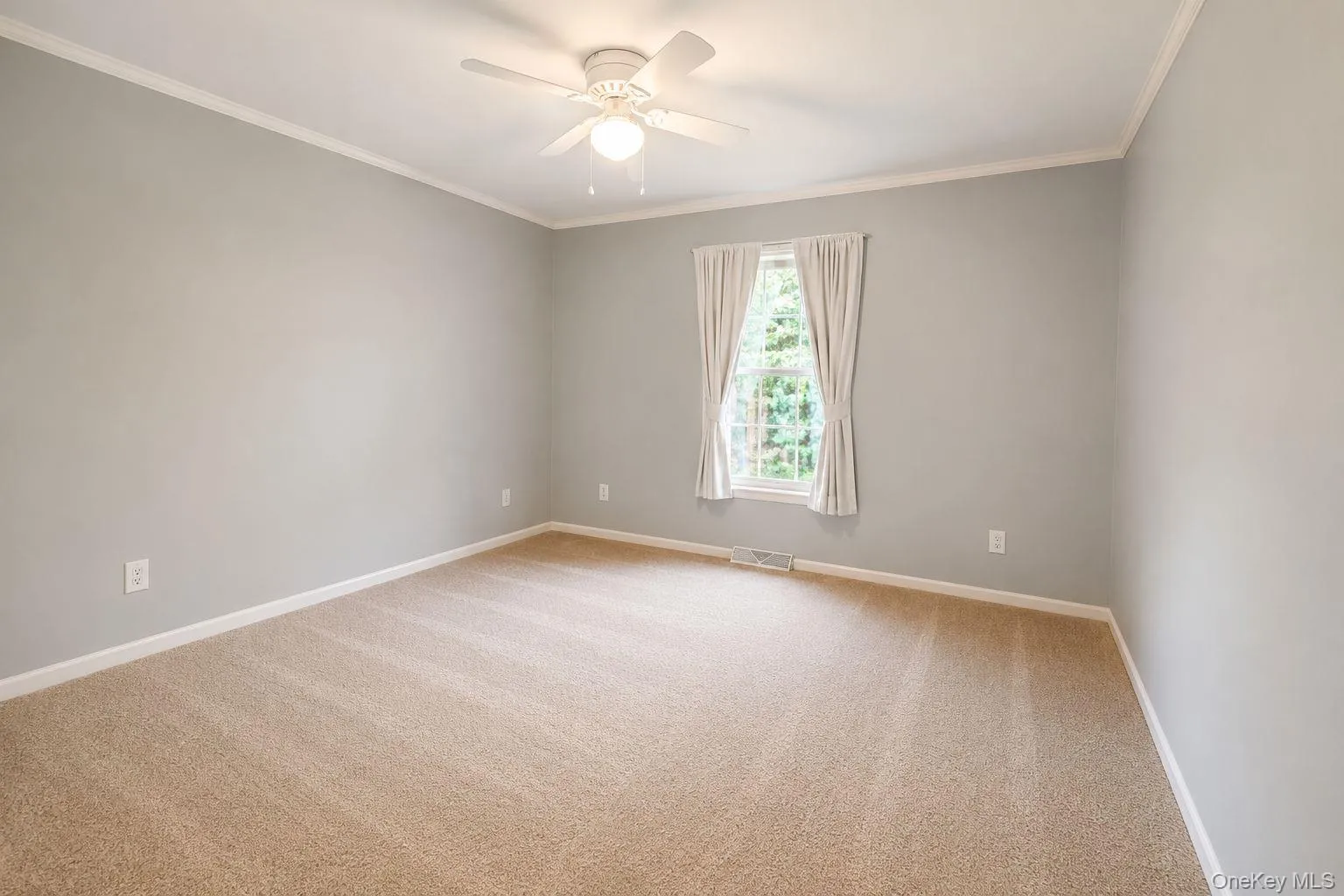 131 Rymrock Road, Kingston (town), NY, 3 Bedrooms Bedrooms, 5 Rooms Rooms,2 BathroomsBathrooms,Residential,For Rent,Rymrock,0,1029656 131 Rymrock Road, Kingston (town), NY, 3 Bedrooms Bedrooms, 5 Rooms Rooms,2 BathroomsBathrooms,Residential,For Rent,Rymrock,0,1029656