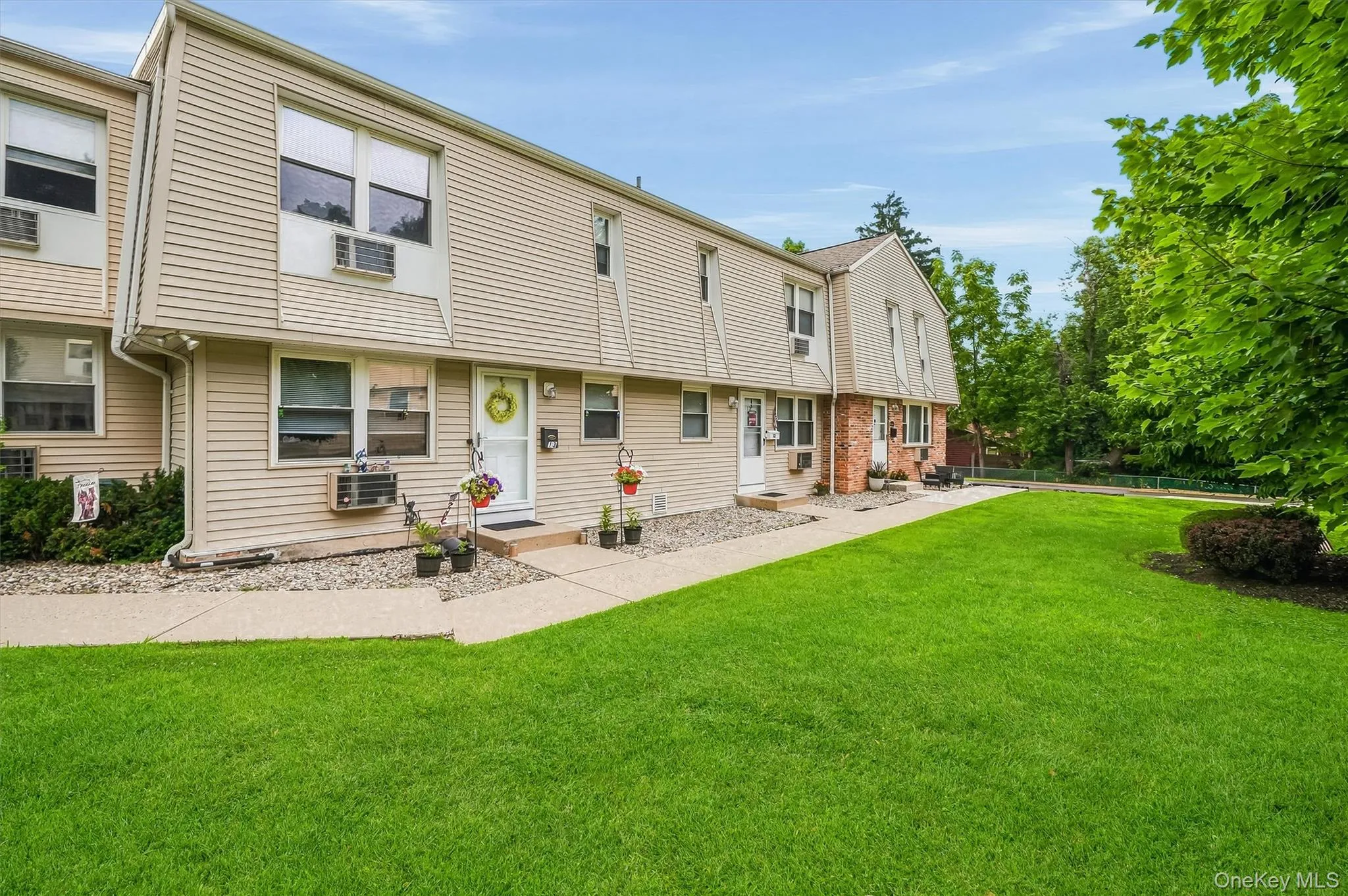 20 Main, Haverstraw, NY, 1 Bedroom Bedrooms, 4 Rooms Rooms,1 BathroomBathrooms,Residential,For Rent,Main,0,1029657 20 Main, Haverstraw, NY, 1 Bedroom Bedrooms, 4 Rooms Rooms,1 BathroomBathrooms,Residential,For Rent,Main,0,1029657