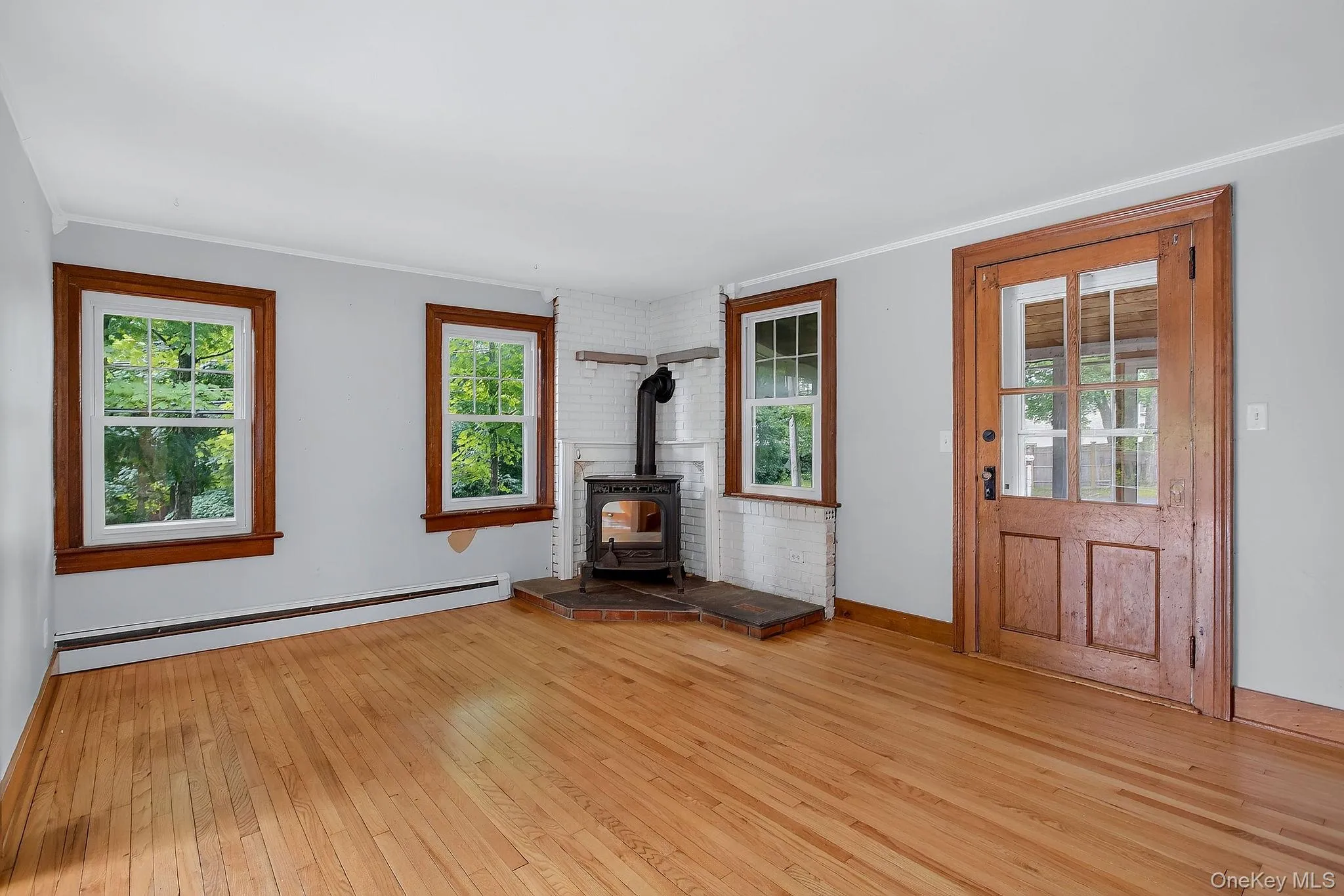 390 Water Street, Livingston, NY, 3 Bedrooms Bedrooms, 7 Rooms Rooms,1 BathroomBathrooms,Residential,For Rent,Water,0,1029660 390 Water Street, Livingston, NY, 3 Bedrooms Bedrooms, 7 Rooms Rooms,1 BathroomBathrooms,Residential,For Rent,Water,0,1029660