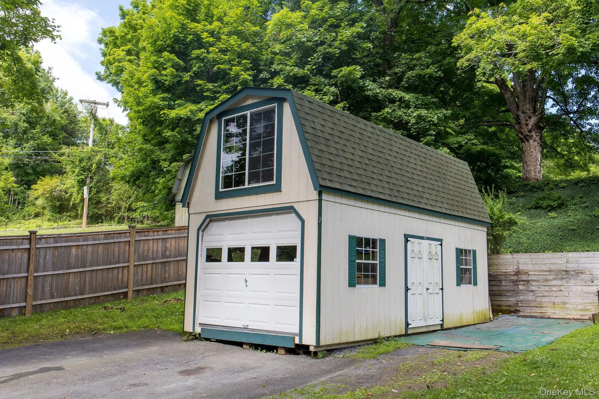 390 Water Street, Livingston, NY, 3 Bedrooms Bedrooms, 7 Rooms Rooms,1 BathroomBathrooms,Residential,For Rent,Water,0,1029660 390 Water Street, Livingston, NY, 3 Bedrooms Bedrooms, 7 Rooms Rooms,1 BathroomBathrooms,Residential,For Rent,Water,0,1029660