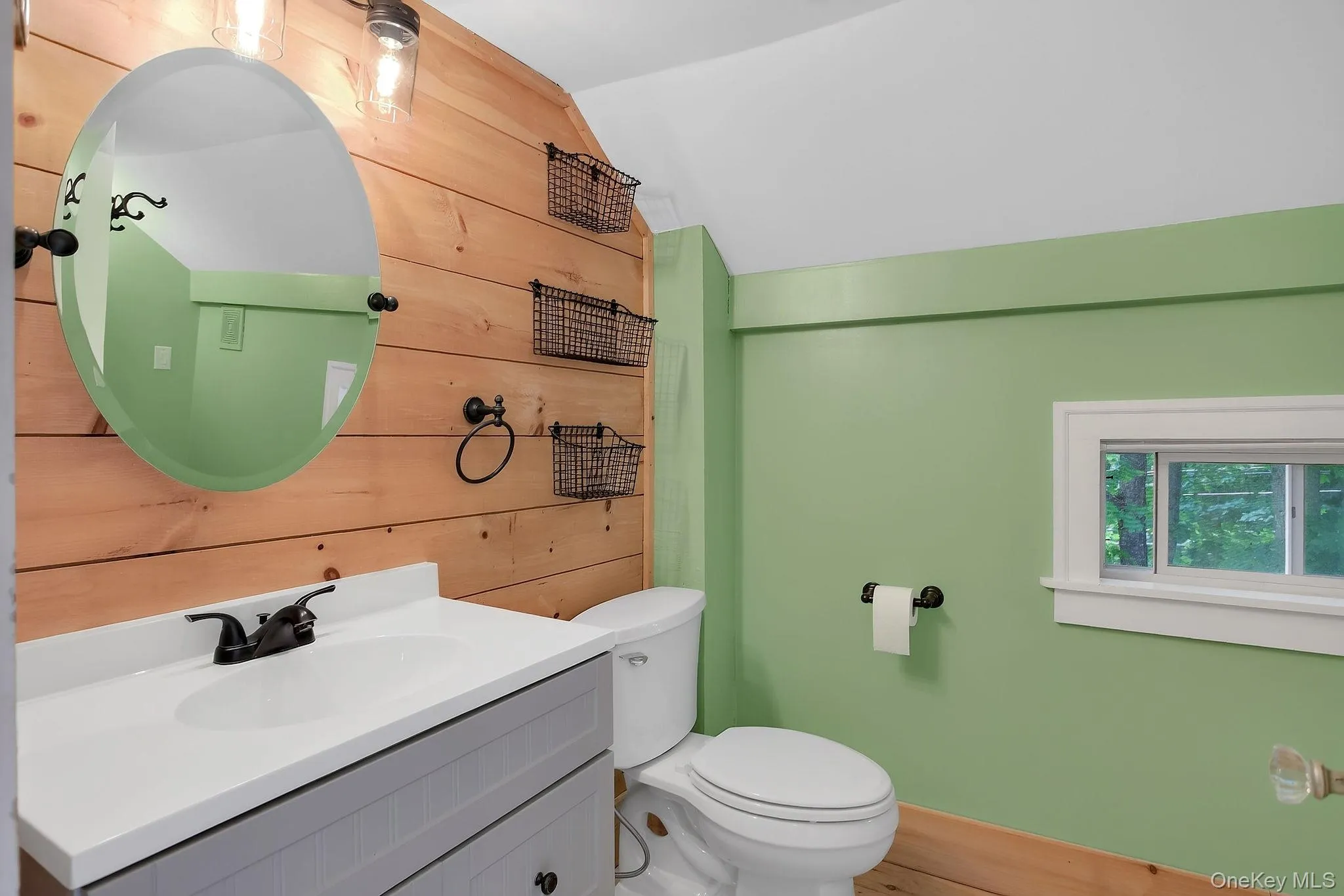 390 Water Street, Livingston, NY, 3 Bedrooms Bedrooms, 7 Rooms Rooms,1 BathroomBathrooms,Residential,For Rent,Water,0,1029660 390 Water Street, Livingston, NY, 3 Bedrooms Bedrooms, 7 Rooms Rooms,1 BathroomBathrooms,Residential,For Rent,Water,0,1029660