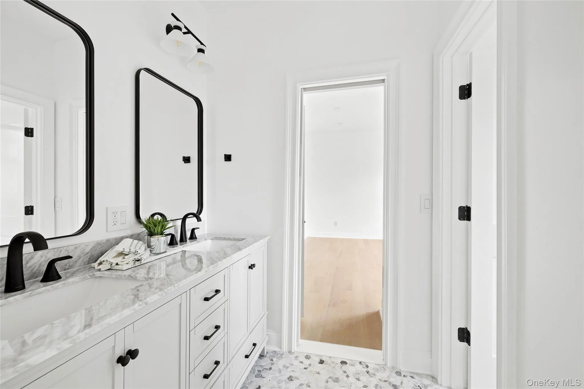 108 Tanners Pond Road, Hempstead, NY, 6 Bedrooms Bedrooms, 10 Rooms Rooms,5 BathroomsBathrooms,Residential,For Rent,Tanners Pond,0,1029663 108 Tanners Pond Road, Hempstead, NY, 6 Bedrooms Bedrooms, 10 Rooms Rooms,5 BathroomsBathrooms,Residential,For Rent,Tanners Pond,0,1029663