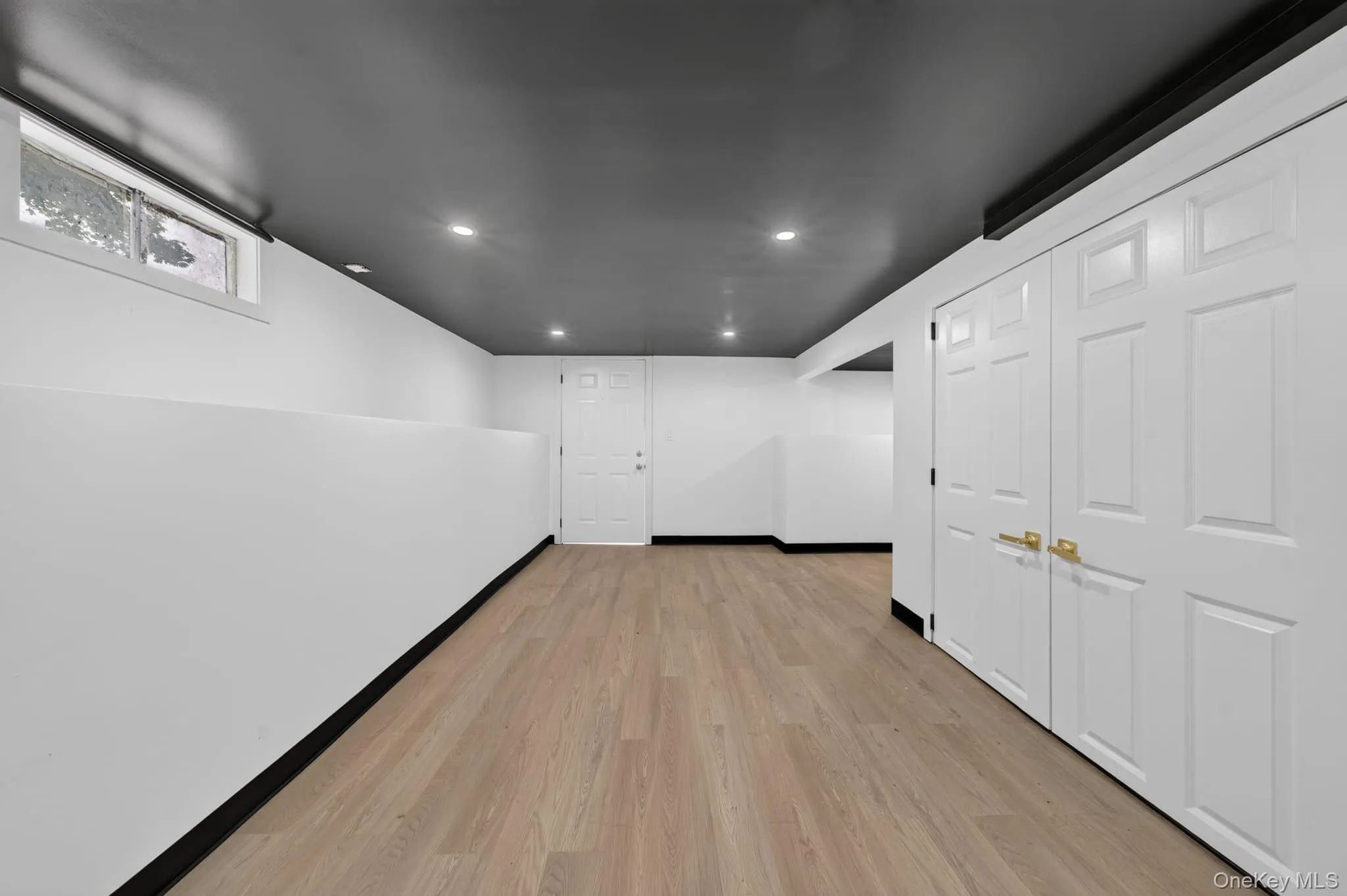 2602 Knickerbocker Avenue, Brookhaven, NY, 3 Bedrooms Bedrooms, 5 Rooms Rooms,1 BathroomBathrooms,Residential,For Rent,Knickerbocker,0,1029671 2602 Knickerbocker Avenue, Brookhaven, NY, 3 Bedrooms Bedrooms, 5 Rooms Rooms,1 BathroomBathrooms,Residential,For Rent,Knickerbocker,0,1029671