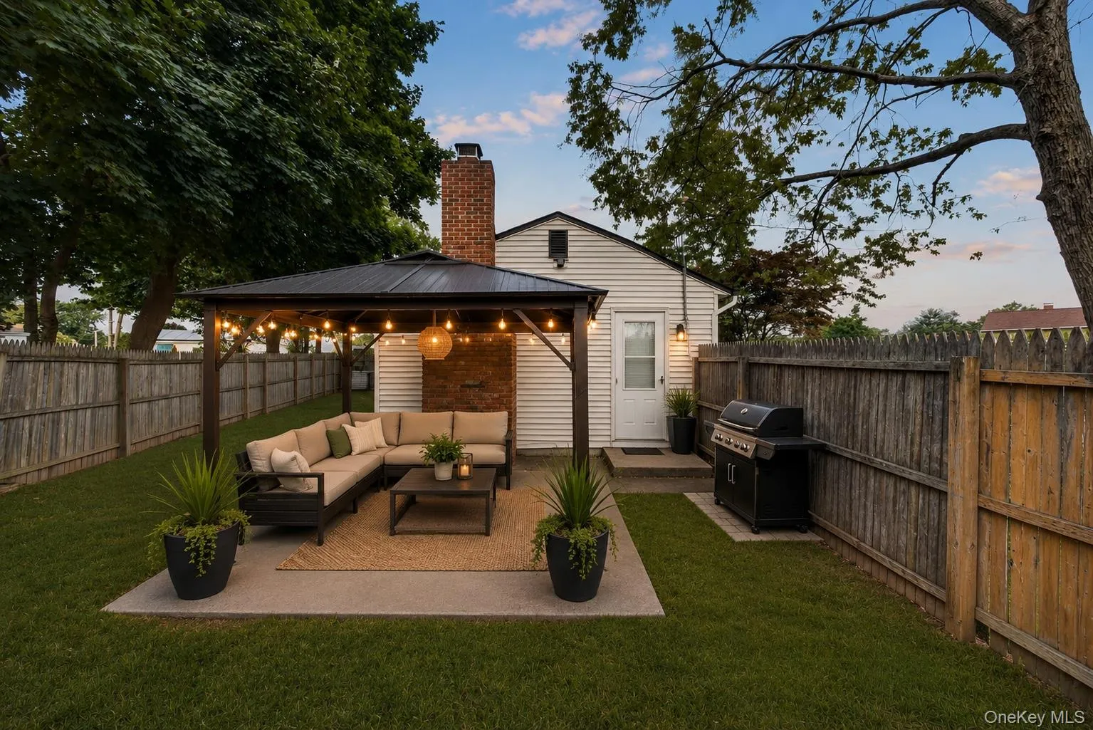 2602 Knickerbocker Avenue, Brookhaven, NY, 3 Bedrooms Bedrooms, 5 Rooms Rooms,1 BathroomBathrooms,Residential,For Rent,Knickerbocker,0,1029671 2602 Knickerbocker Avenue, Brookhaven, NY, 3 Bedrooms Bedrooms, 5 Rooms Rooms,1 BathroomBathrooms,Residential,For Rent,Knickerbocker,0,1029671