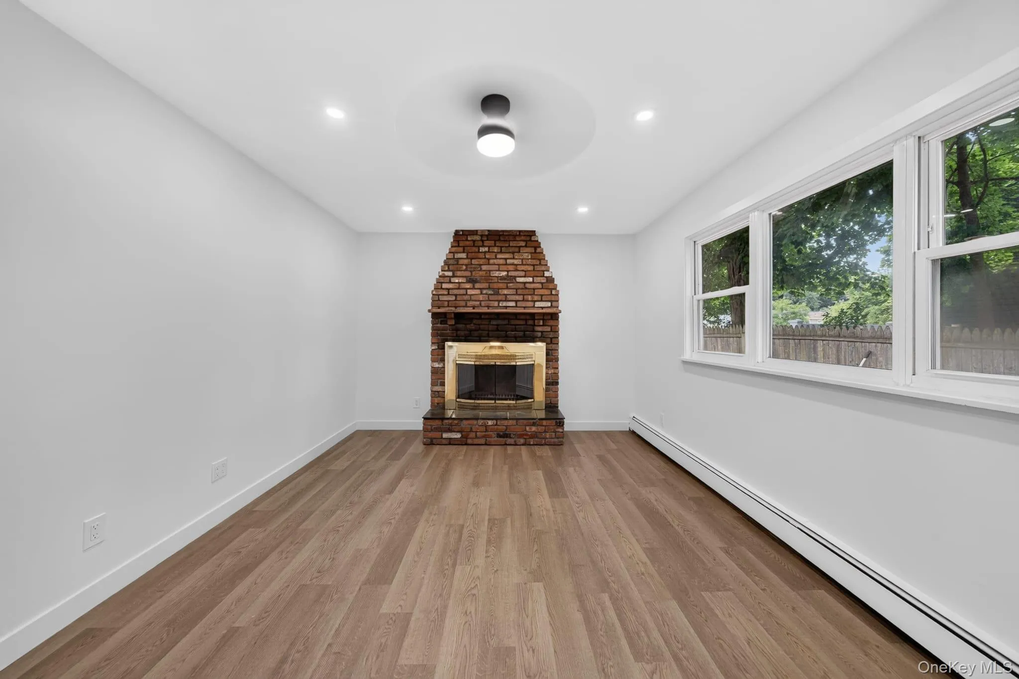 2602 Knickerbocker Avenue, Brookhaven, NY, 3 Bedrooms Bedrooms, 5 Rooms Rooms,1 BathroomBathrooms,Residential,For Rent,Knickerbocker,0,1029671 2602 Knickerbocker Avenue, Brookhaven, NY, 3 Bedrooms Bedrooms, 5 Rooms Rooms,1 BathroomBathrooms,Residential,For Rent,Knickerbocker,0,1029671