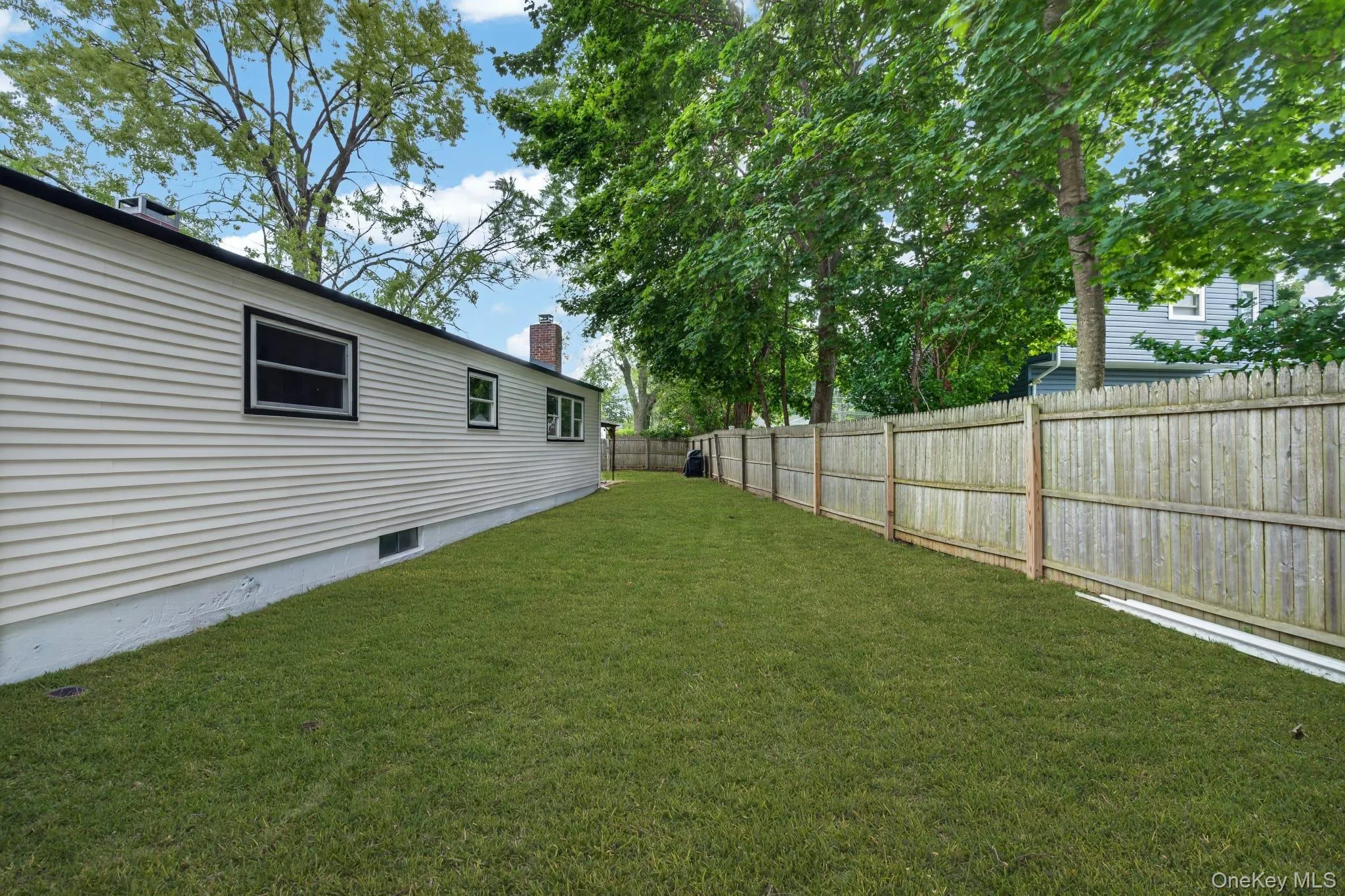 2602 Knickerbocker Avenue, Brookhaven, NY, 3 Bedrooms Bedrooms, 5 Rooms Rooms,1 BathroomBathrooms,Residential,For Rent,Knickerbocker,0,1029671 2602 Knickerbocker Avenue, Brookhaven, NY, 3 Bedrooms Bedrooms, 5 Rooms Rooms,1 BathroomBathrooms,Residential,For Rent,Knickerbocker,0,1029671