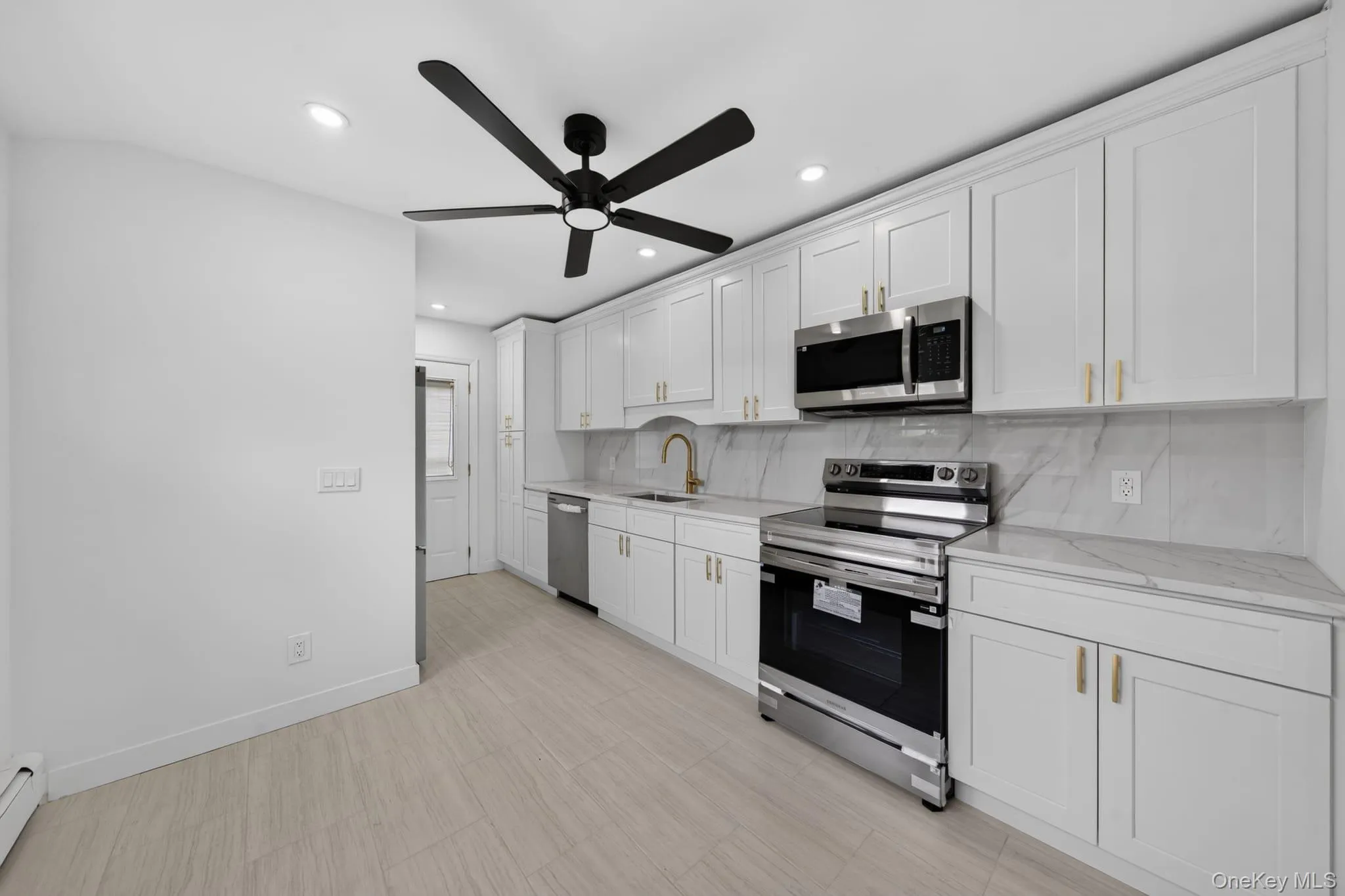 2602 Knickerbocker Avenue, Brookhaven, NY, 3 Bedrooms Bedrooms, 5 Rooms Rooms,1 BathroomBathrooms,Residential,For Rent,Knickerbocker,0,1029671 2602 Knickerbocker Avenue, Brookhaven, NY, 3 Bedrooms Bedrooms, 5 Rooms Rooms,1 BathroomBathrooms,Residential,For Rent,Knickerbocker,0,1029671