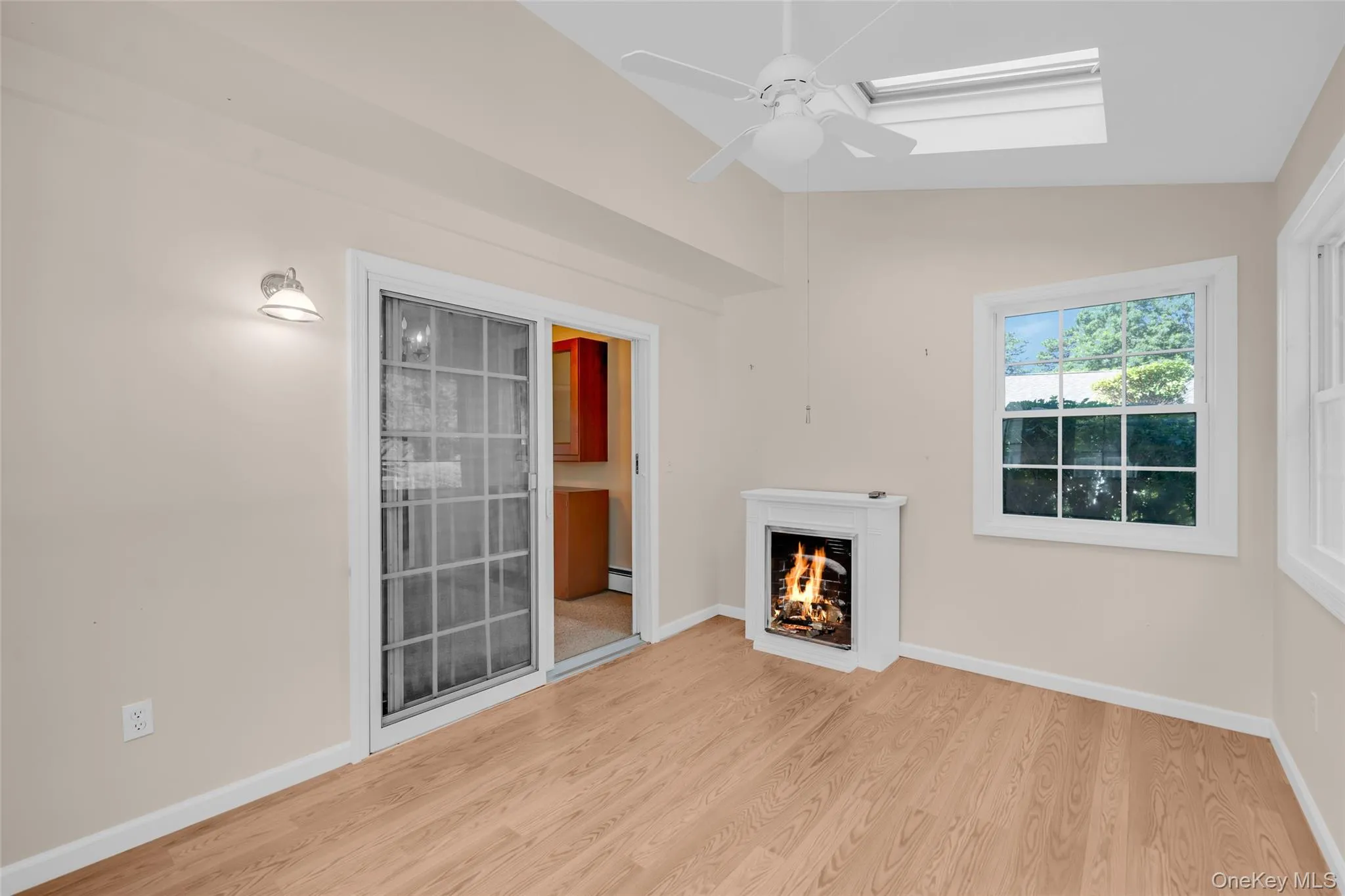 35 Royalston Lane, Brookhaven, NY, 3 Bedrooms Bedrooms, 7 Rooms Rooms,2 BathroomsBathrooms,Residential,For Rent,Royalston,0,1029673 35 Royalston Lane, Brookhaven, NY, 3 Bedrooms Bedrooms, 7 Rooms Rooms,2 BathroomsBathrooms,Residential,For Rent,Royalston,0,1029673