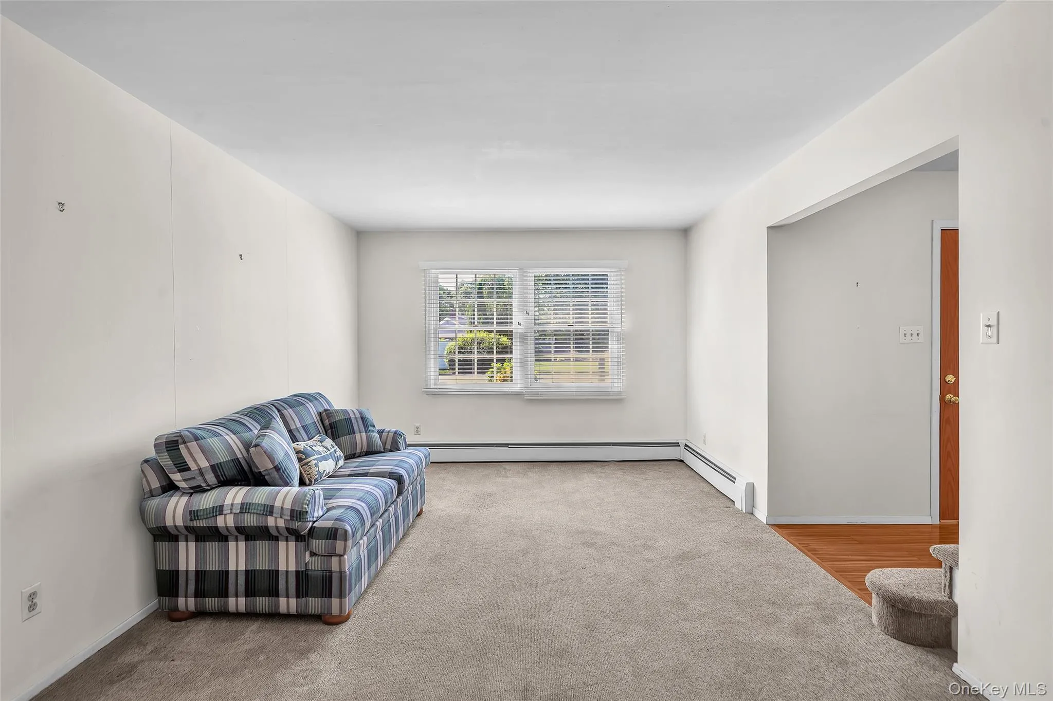 35 Royalston Lane, Brookhaven, NY, 3 Bedrooms Bedrooms, 7 Rooms Rooms,2 BathroomsBathrooms,Residential,For Rent,Royalston,0,1029673 35 Royalston Lane, Brookhaven, NY, 3 Bedrooms Bedrooms, 7 Rooms Rooms,2 BathroomsBathrooms,Residential,For Rent,Royalston,0,1029673