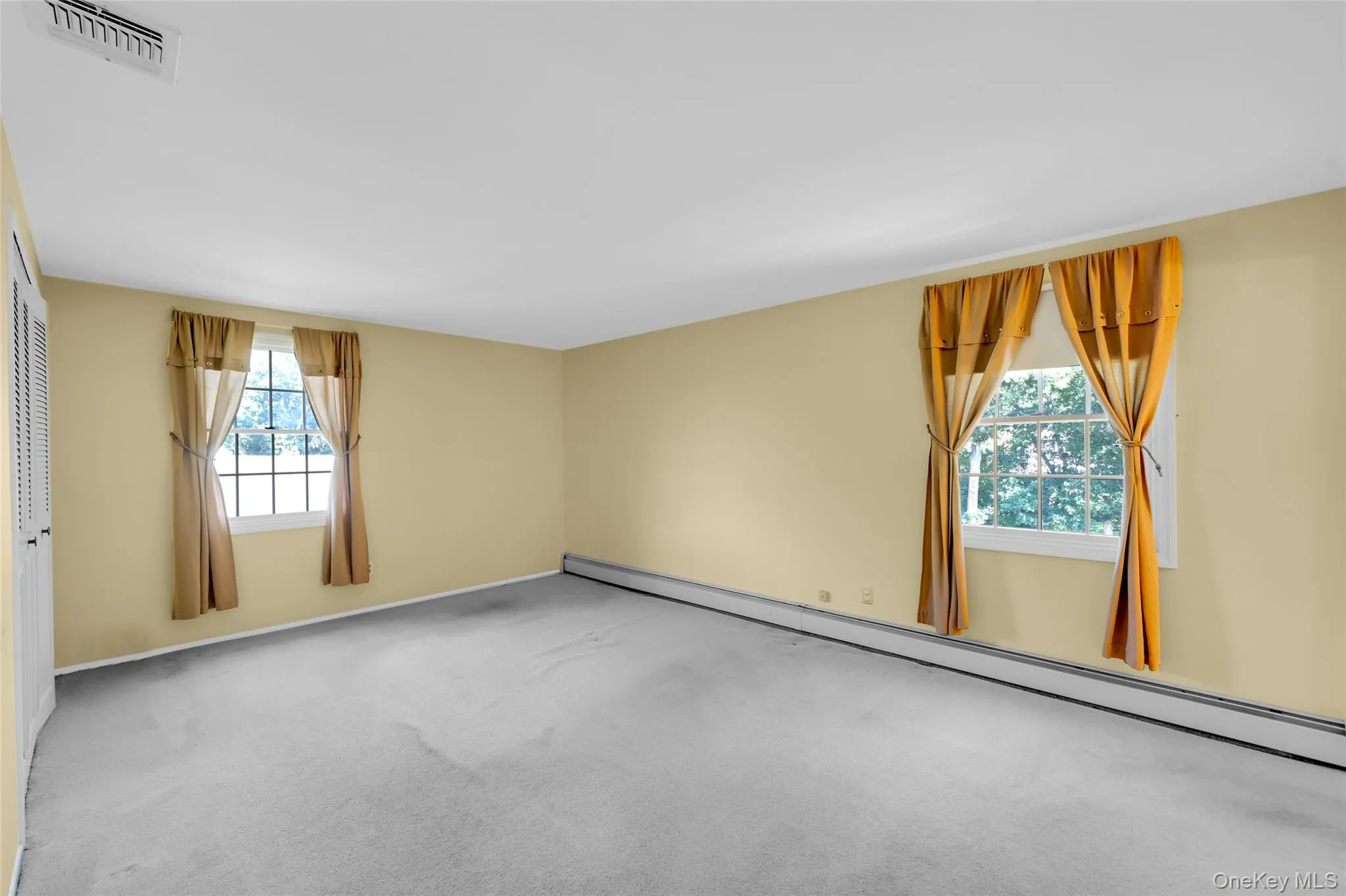 35 Royalston Lane, Brookhaven, NY, 3 Bedrooms Bedrooms, 7 Rooms Rooms,2 BathroomsBathrooms,Residential,For Rent,Royalston,0,1029673 35 Royalston Lane, Brookhaven, NY, 3 Bedrooms Bedrooms, 7 Rooms Rooms,2 BathroomsBathrooms,Residential,For Rent,Royalston,0,1029673