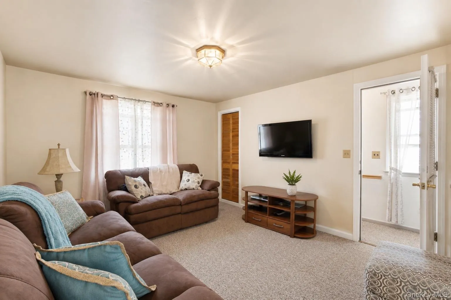 77 Driving Park Avenue, Hempstead, NY, 4 Bedrooms Bedrooms, 10 Rooms Rooms,2 BathroomsBathrooms,Residential,For Rent,Driving Park,0,1029674 77 Driving Park Avenue, Hempstead, NY, 4 Bedrooms Bedrooms, 10 Rooms Rooms,2 BathroomsBathrooms,Residential,For Rent,Driving Park,0,1029674