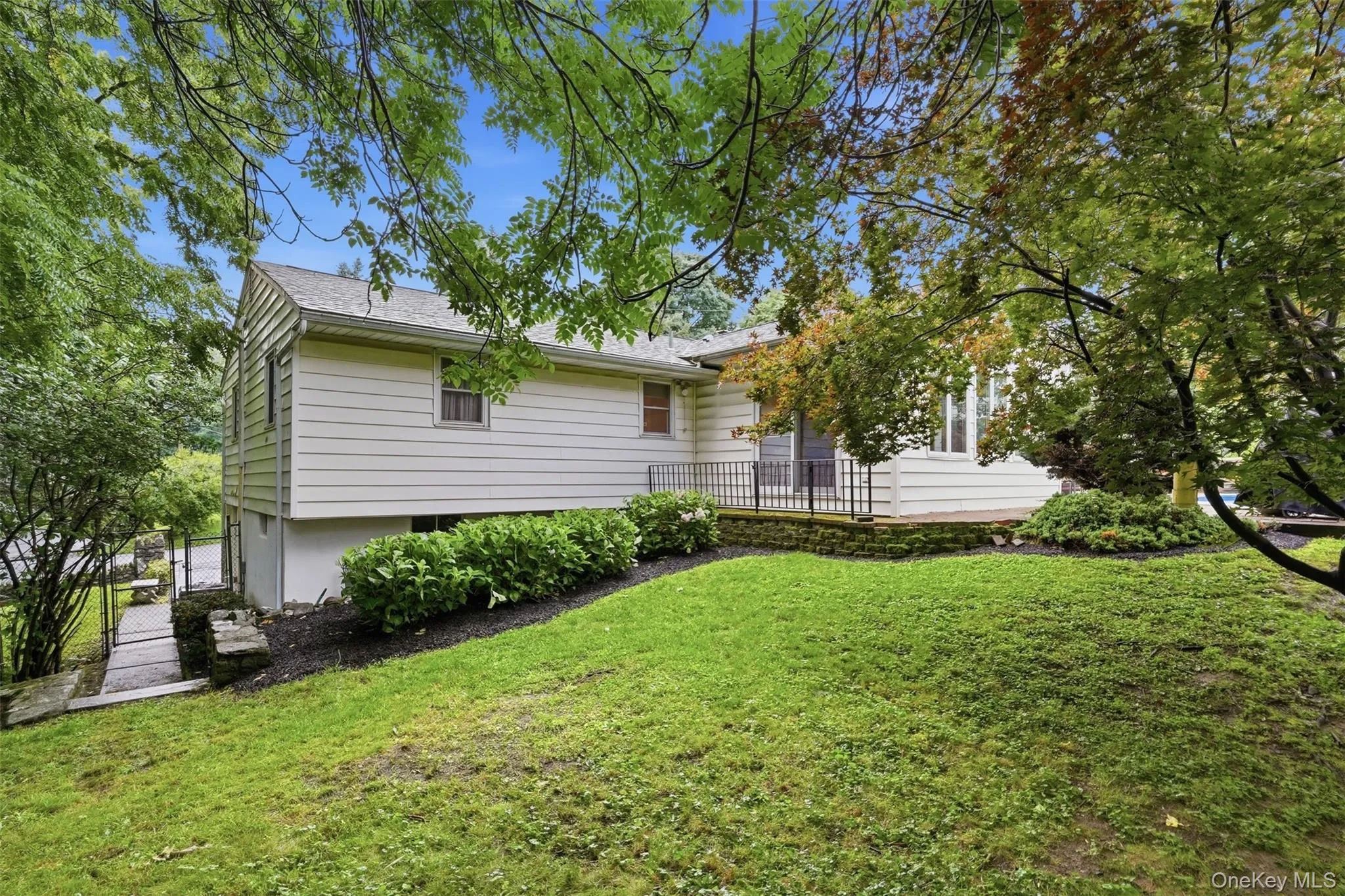 8 Boulder Road, Newburgh (town), NY, 3 Bedrooms Bedrooms, 7 Rooms Rooms,2 BathroomsBathrooms,Residential,For Rent,Boulder,0,1029676 8 Boulder Road, Newburgh (town), NY, 3 Bedrooms Bedrooms, 7 Rooms Rooms,2 BathroomsBathrooms,Residential,For Rent,Boulder,0,1029676