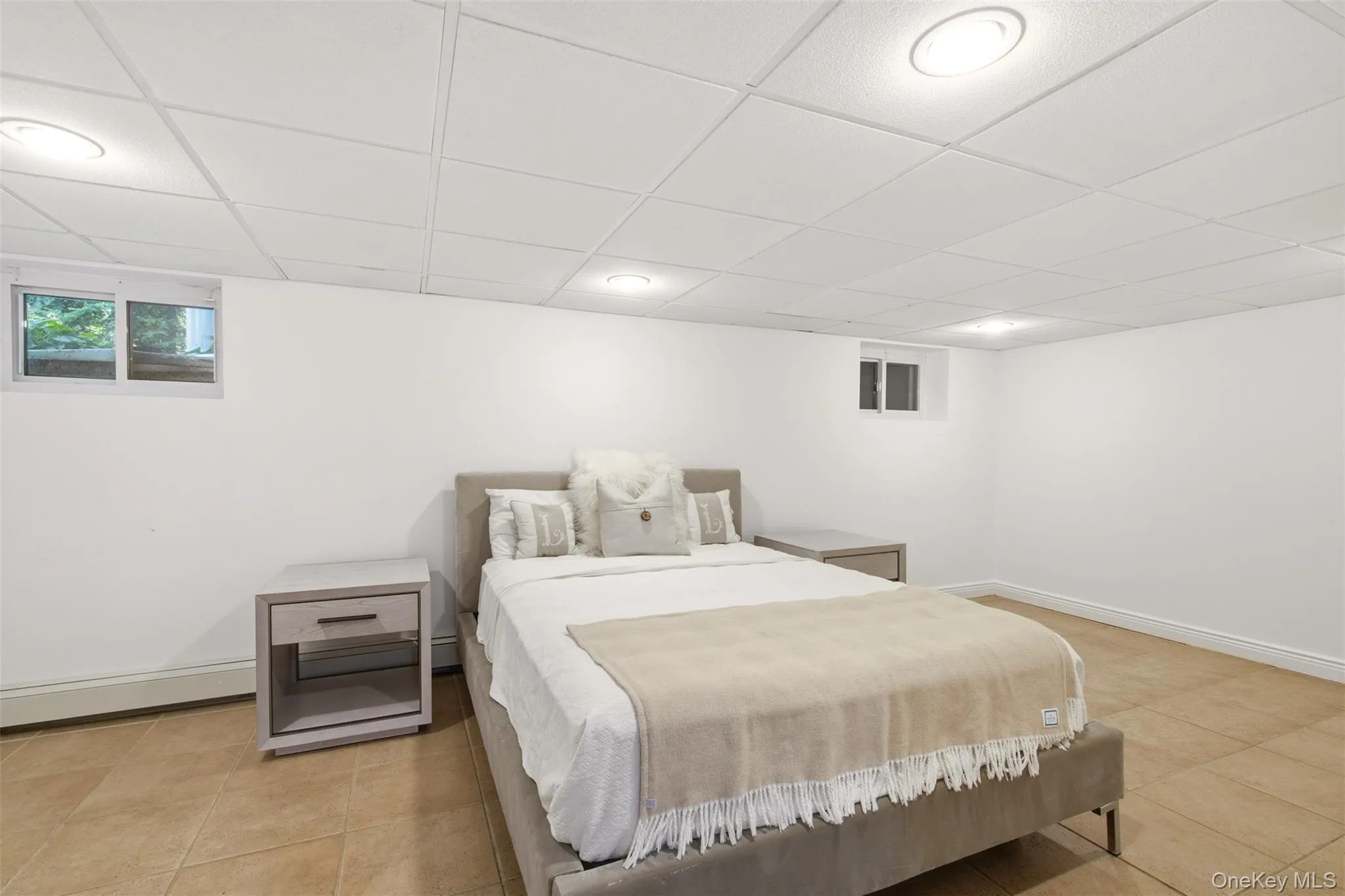 1 Winston Court, Huntington, NY, 5 Bedrooms Bedrooms, 13 Rooms Rooms,3 BathroomsBathrooms,Residential,For Rent,Winston,0,1029677 1 Winston Court, Huntington, NY, 5 Bedrooms Bedrooms, 13 Rooms Rooms,3 BathroomsBathrooms,Residential,For Rent,Winston,0,1029677