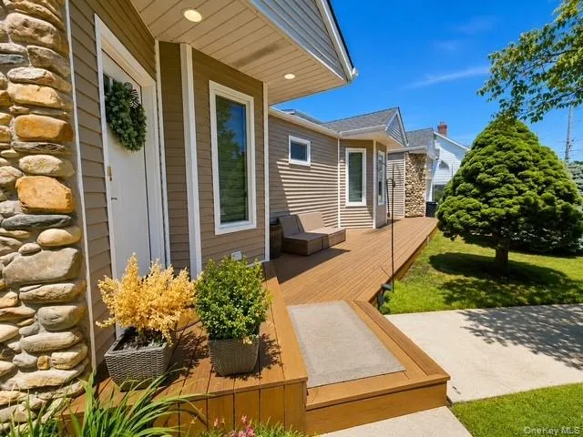 639 Elmwood Road, West Babylon, NY, 3 Bedrooms Bedrooms, 4 Rooms Rooms,2 BathroomsBathrooms,Residential,For Rent,Elmwood,0,1029682 639 Elmwood Road, West Babylon, NY, 3 Bedrooms Bedrooms, 4 Rooms Rooms,2 BathroomsBathrooms,Residential,For Rent,Elmwood,0,1029682