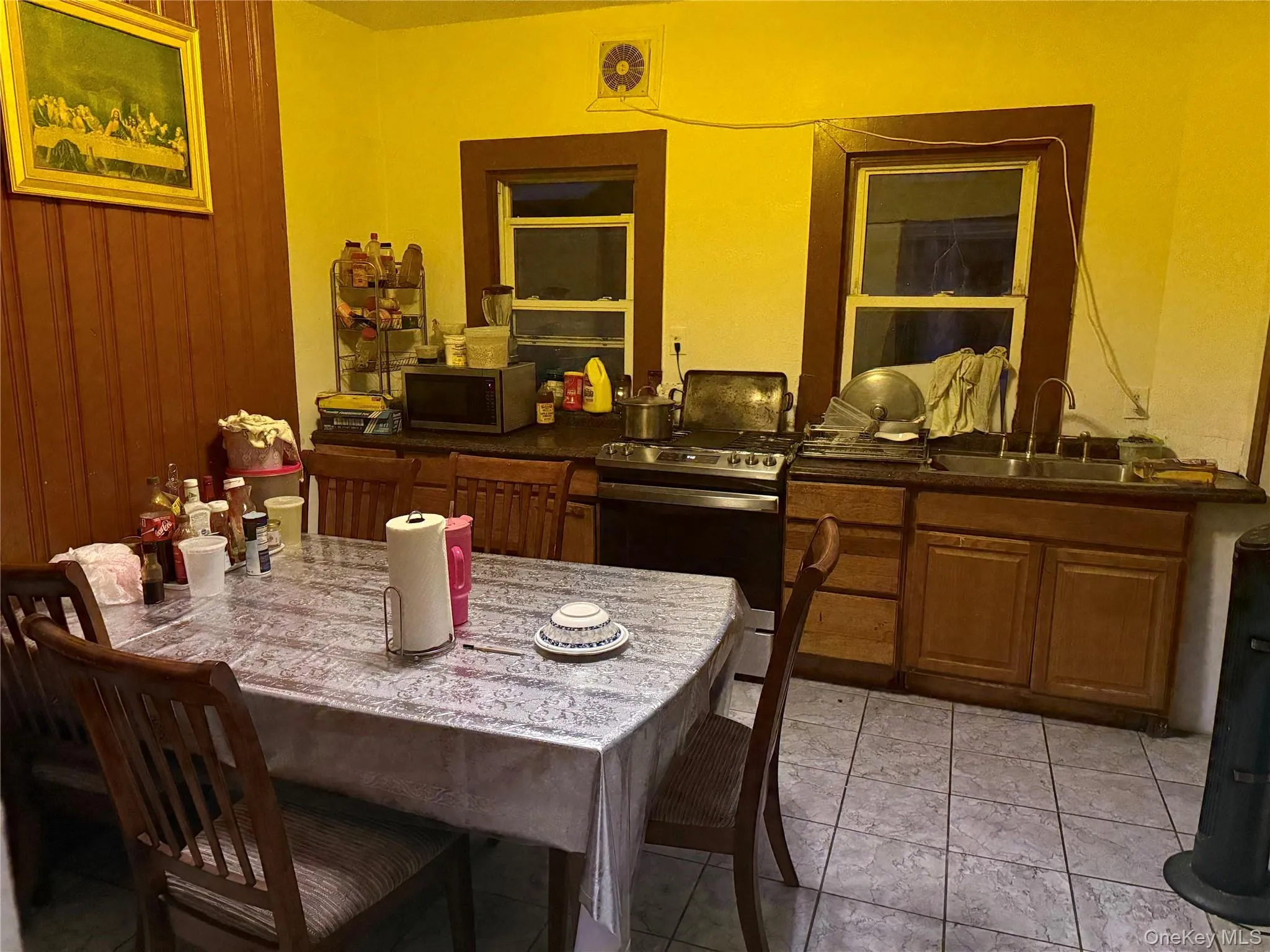 151 Amherst Street, Hempstead, NY, 6 Bedrooms Bedrooms, 11 Rooms Rooms,2 BathroomsBathrooms,Residential,For Rent,Amherst,0,1029686 151 Amherst Street, Hempstead, NY, 6 Bedrooms Bedrooms, 11 Rooms Rooms,2 BathroomsBathrooms,Residential,For Rent,Amherst,0,1029686