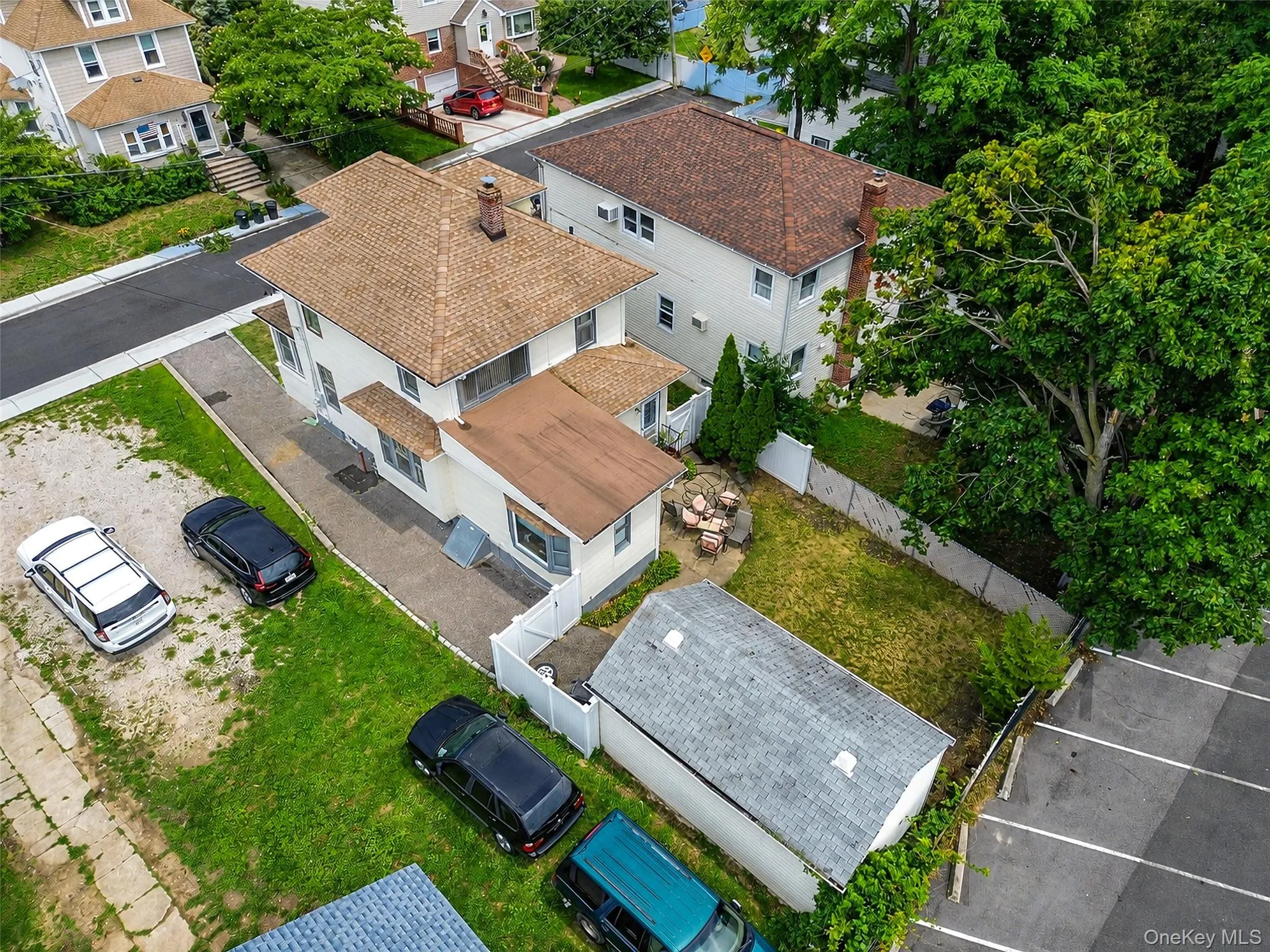 22 Devine Street, Hempstead, NY, 4 Bedrooms Bedrooms, 7 Rooms Rooms,2 BathroomsBathrooms,Residential,For Rent,Devine,0,1029687 22 Devine Street, Hempstead, NY, 4 Bedrooms Bedrooms, 7 Rooms Rooms,2 BathroomsBathrooms,Residential,For Rent,Devine,0,1029687