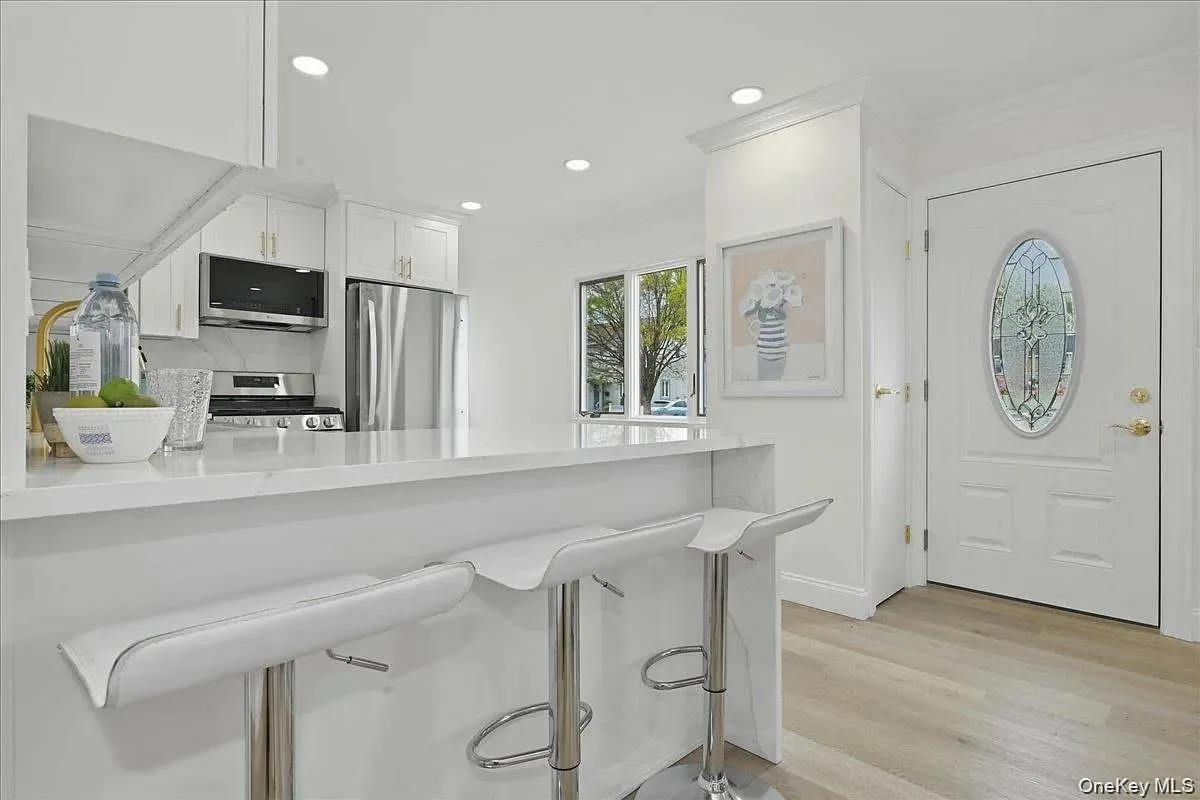 84 Fordham Road, Oyster Bay, NY, 3 Bedrooms Bedrooms, 5 Rooms Rooms,2 BathroomsBathrooms,Residential,For Rent,Fordham,0,1029689 84 Fordham Road, Oyster Bay, NY, 3 Bedrooms Bedrooms, 5 Rooms Rooms,2 BathroomsBathrooms,Residential,For Rent,Fordham,0,1029689