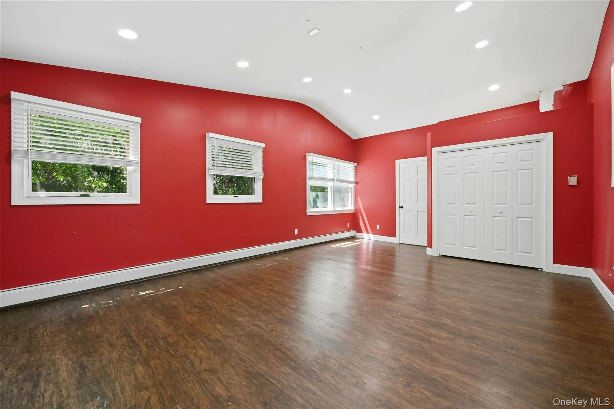 Spacious w/ Washer Dryer and Possible M/D w/ Proper Permits Leading to Updated Spa Bathroom Spacious w/ Washer Dryer and Possible M/D w/ Proper Permits Leading to Updated Spa Bathroom