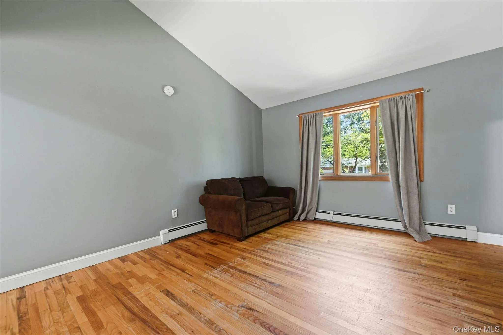 Spacious Dining Room w/ Anderson Bay Windows Spacious Dining Room w/ Anderson Bay Windows