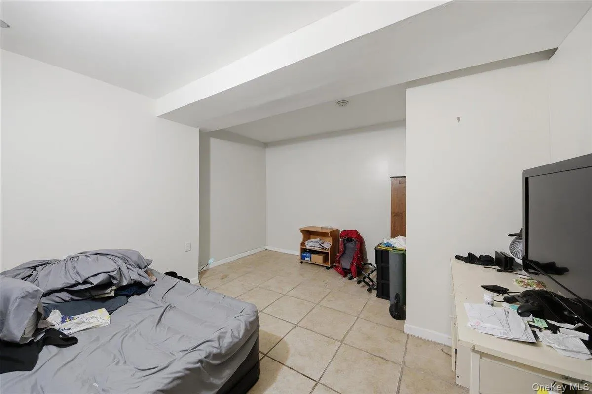 918 Summit Avenue, New York, NY, 6 Bedrooms Bedrooms, 12 Rooms Rooms,4 BathroomsBathrooms,Residential,For Rent,Summit,0,1029698 918 Summit Avenue, New York, NY, 6 Bedrooms Bedrooms, 12 Rooms Rooms,4 BathroomsBathrooms,Residential,For Rent,Summit,0,1029698