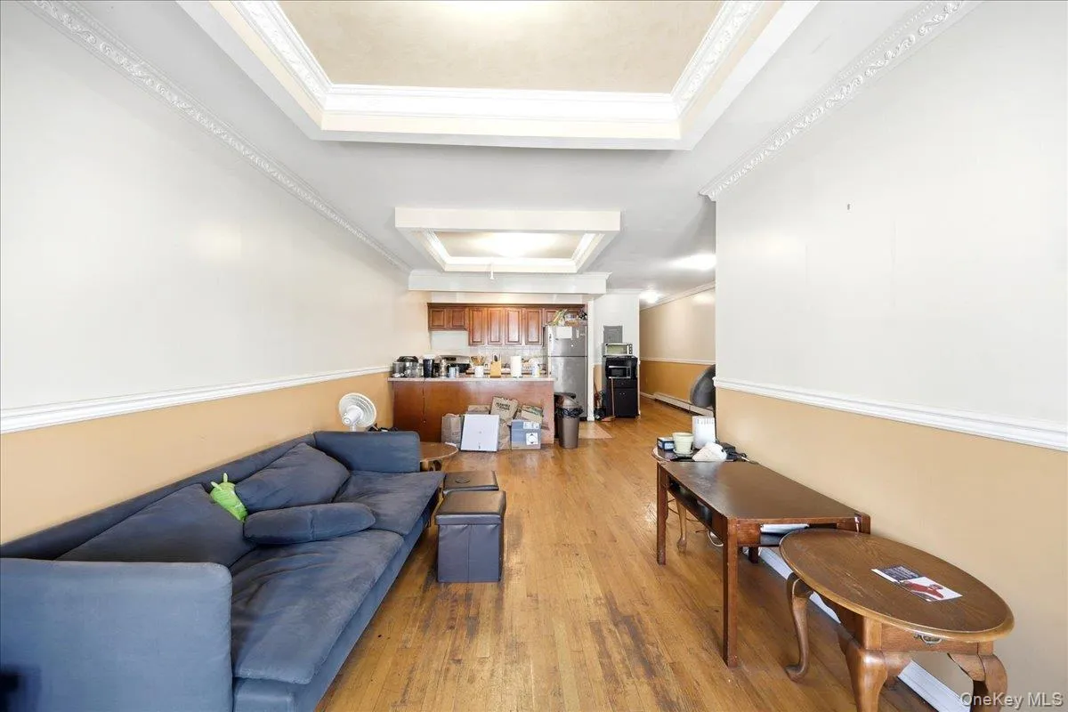 918 Summit Avenue, New York, NY, 6 Bedrooms Bedrooms, 12 Rooms Rooms,4 BathroomsBathrooms,Residential,For Rent,Summit,0,1029698 918 Summit Avenue, New York, NY, 6 Bedrooms Bedrooms, 12 Rooms Rooms,4 BathroomsBathrooms,Residential,For Rent,Summit,0,1029698
