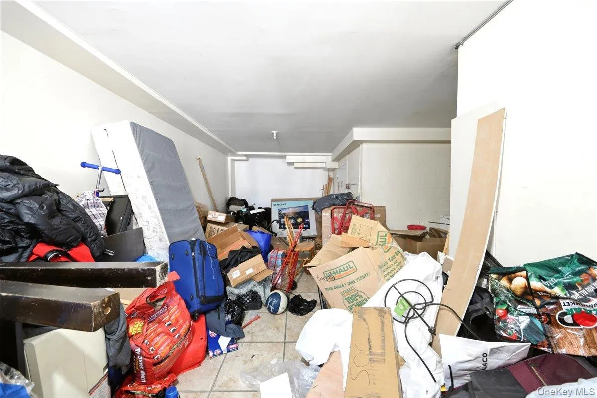 918 Summit Avenue, New York, NY, 6 Bedrooms Bedrooms, 12 Rooms Rooms,4 BathroomsBathrooms,Residential,For Rent,Summit,0,1029698 918 Summit Avenue, New York, NY, 6 Bedrooms Bedrooms, 12 Rooms Rooms,4 BathroomsBathrooms,Residential,For Rent,Summit,0,1029698